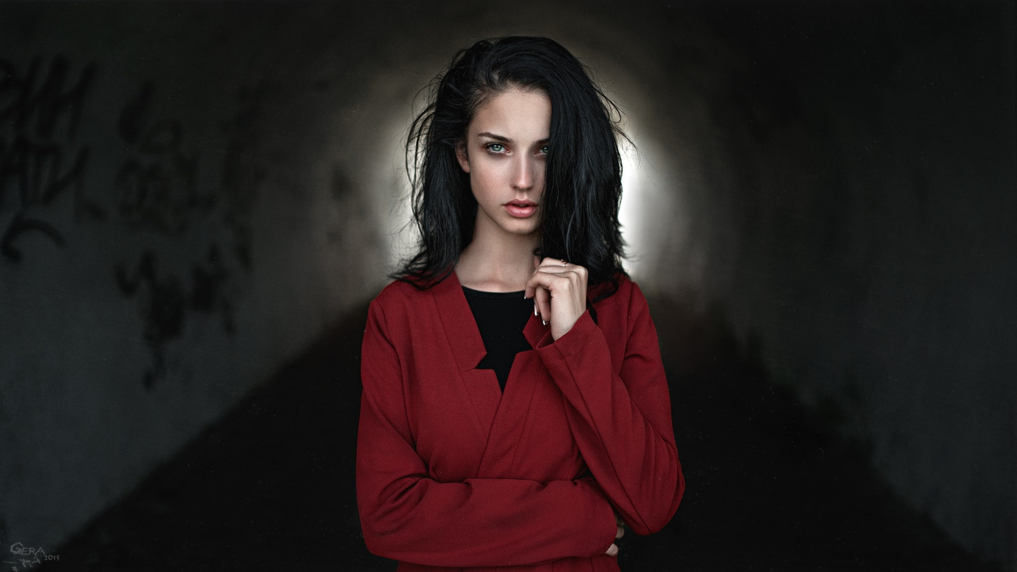 eyes, georgiy chernyadyev, 1080P, chernyadyev, blue, brunette, women, blue eyes, tunnel, georgiy, HD Wallpaper
