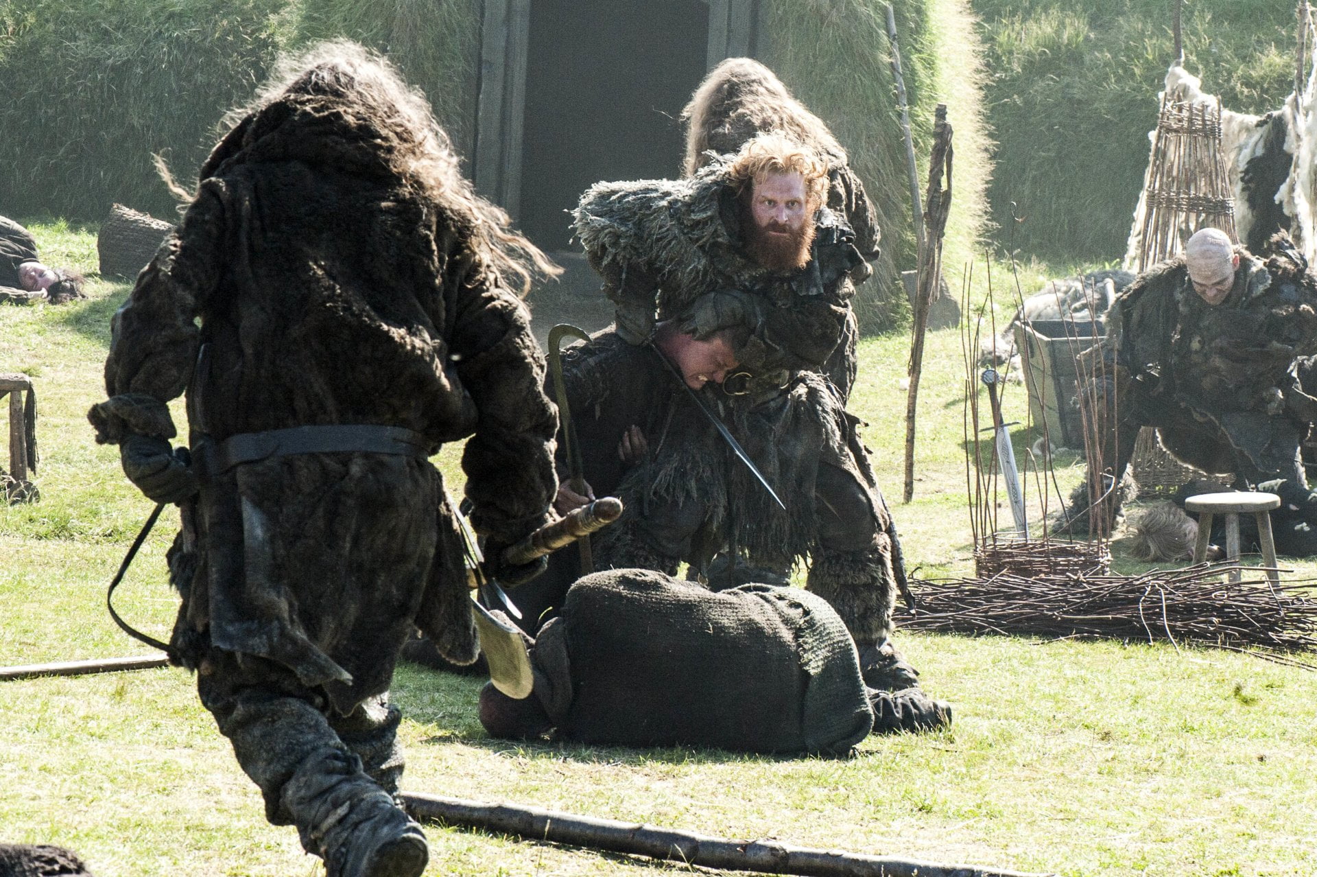 weapon, outdoors, vertebrate, primate, Game Of Thrones, pets, horse, group of animals, Kristofer Hivju, nature, Tormund Giantsbane, ape, 1080P, TV Show, HD Wallpaper