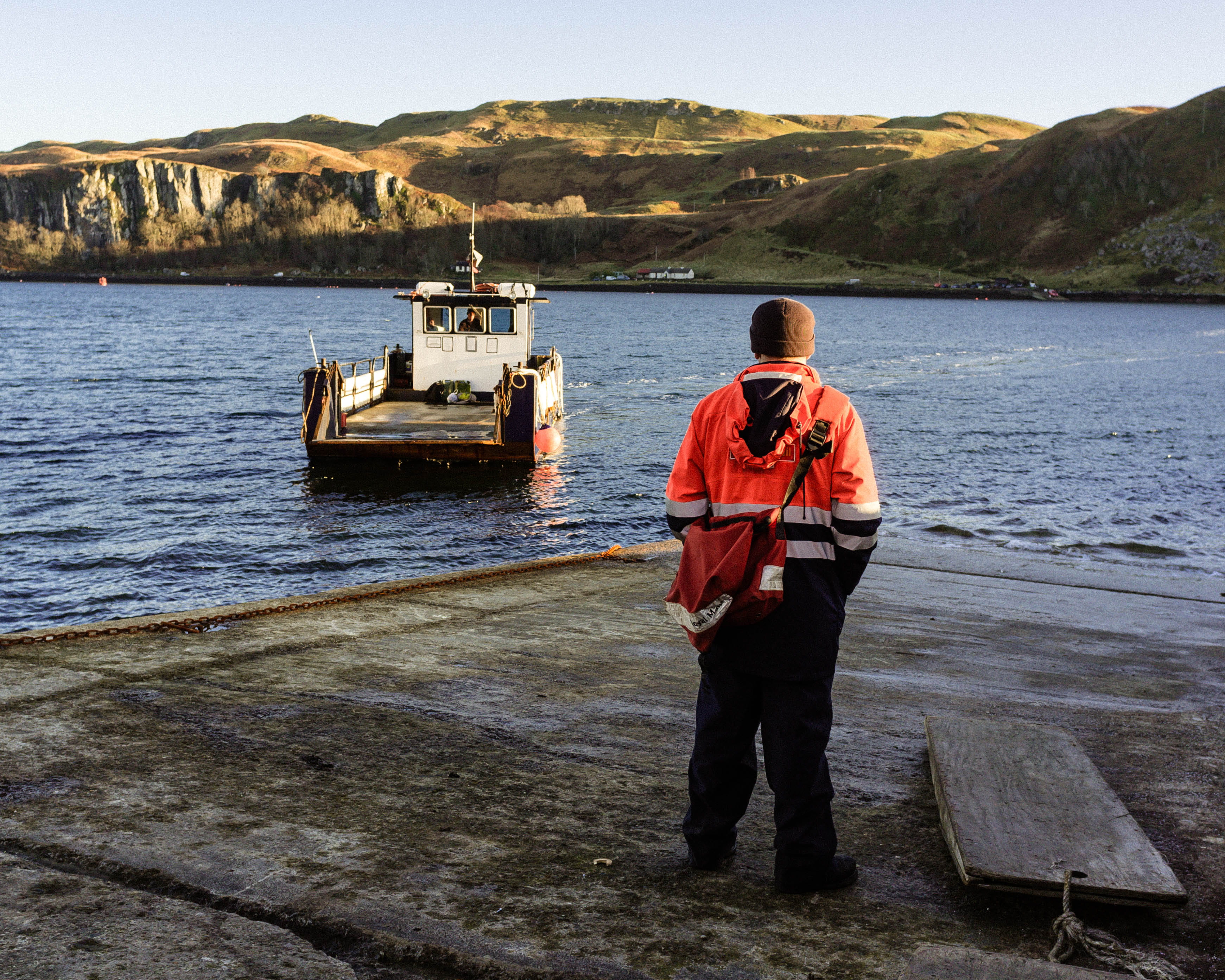 standing, occupation, sea, scotland, one person, man, boat, person, island, explore, oban, travel, orange, men, mountains, real people, united kingdom, HD Wallpaper