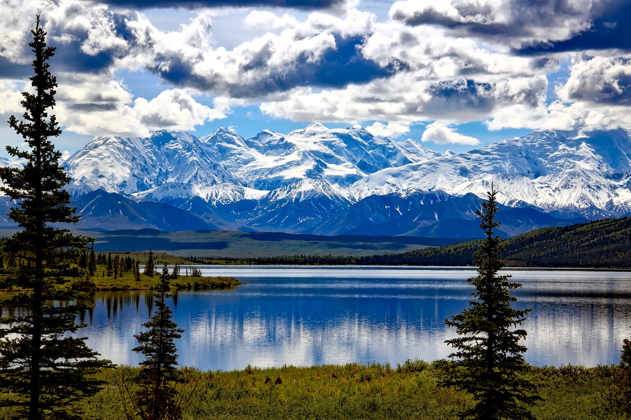 idyllic, plant, mountain, no people, reflection, clouds, mountains, denali national park, trees, mountain peak, scenics - nature, outdoors, lake, mountain range, HD Wallpaper