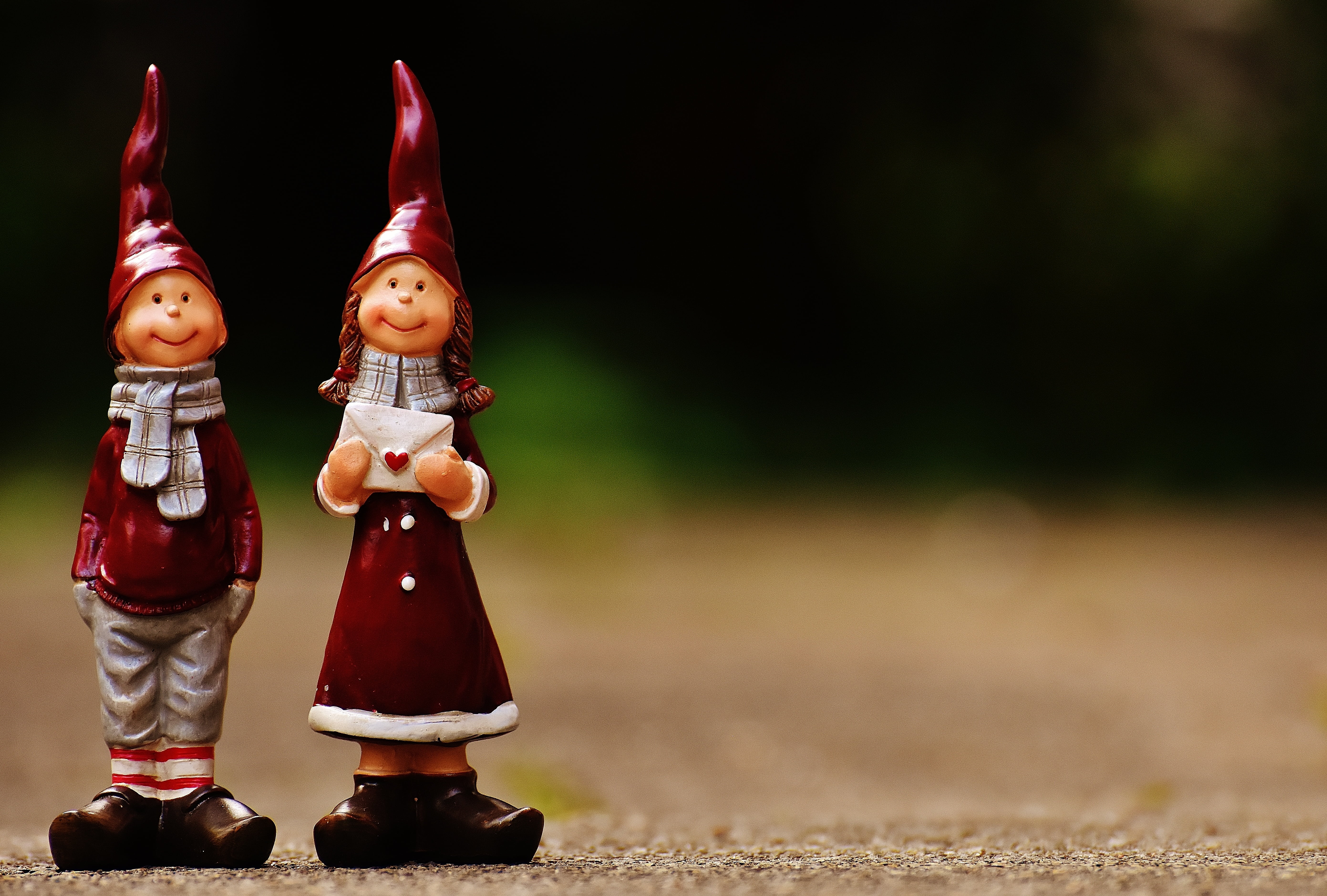children only, figurine, christmas time, funny, close-up, contemplative, girl, offspring, human representation, rabbit - animal, heart, decoration, deco, HD Wallpaper