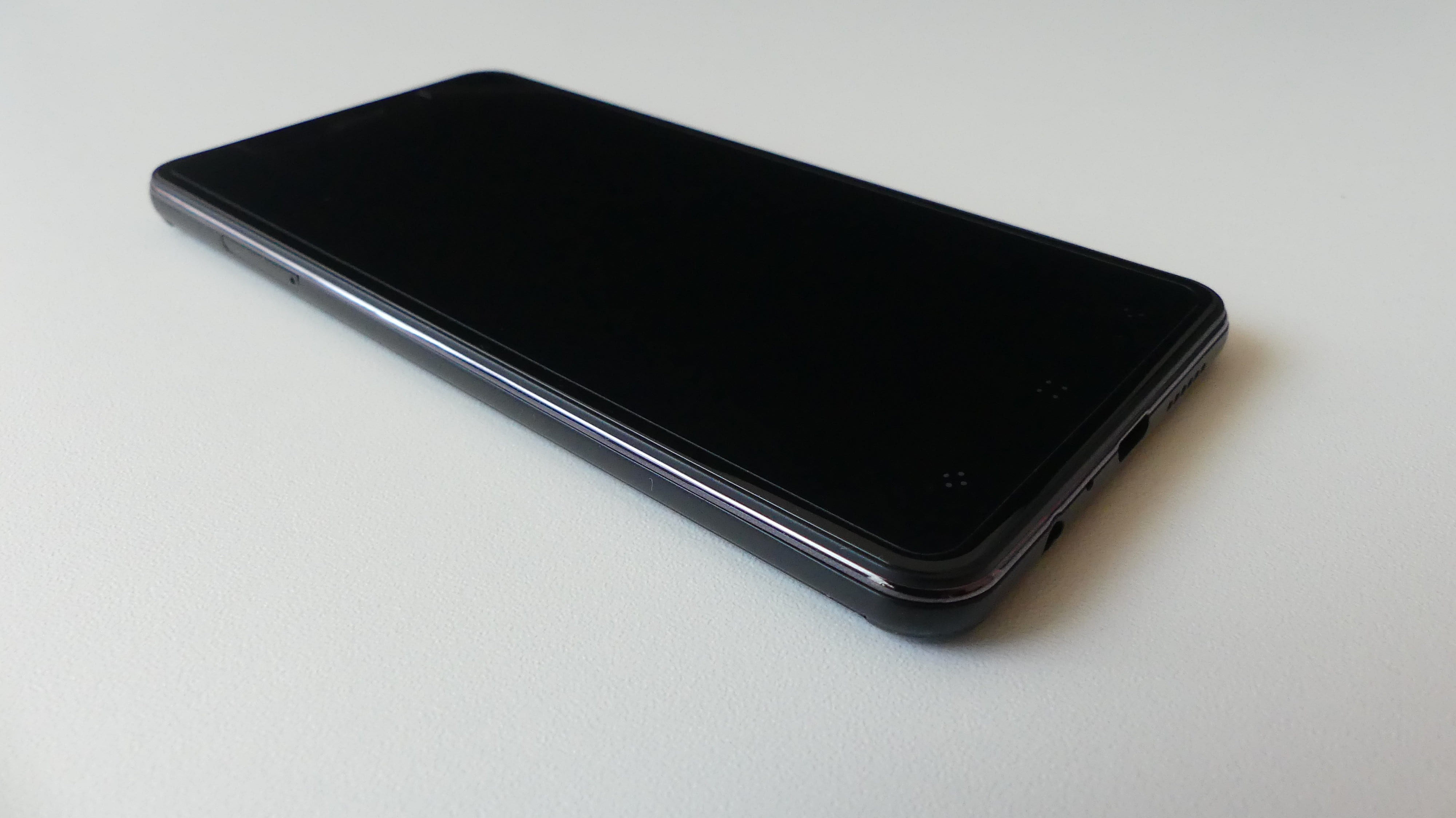 phone, communication, digital tablet, indoors, studio shot, screen, wireless technology, portable information device, black color, display, no people, connection, HD Wallpaper