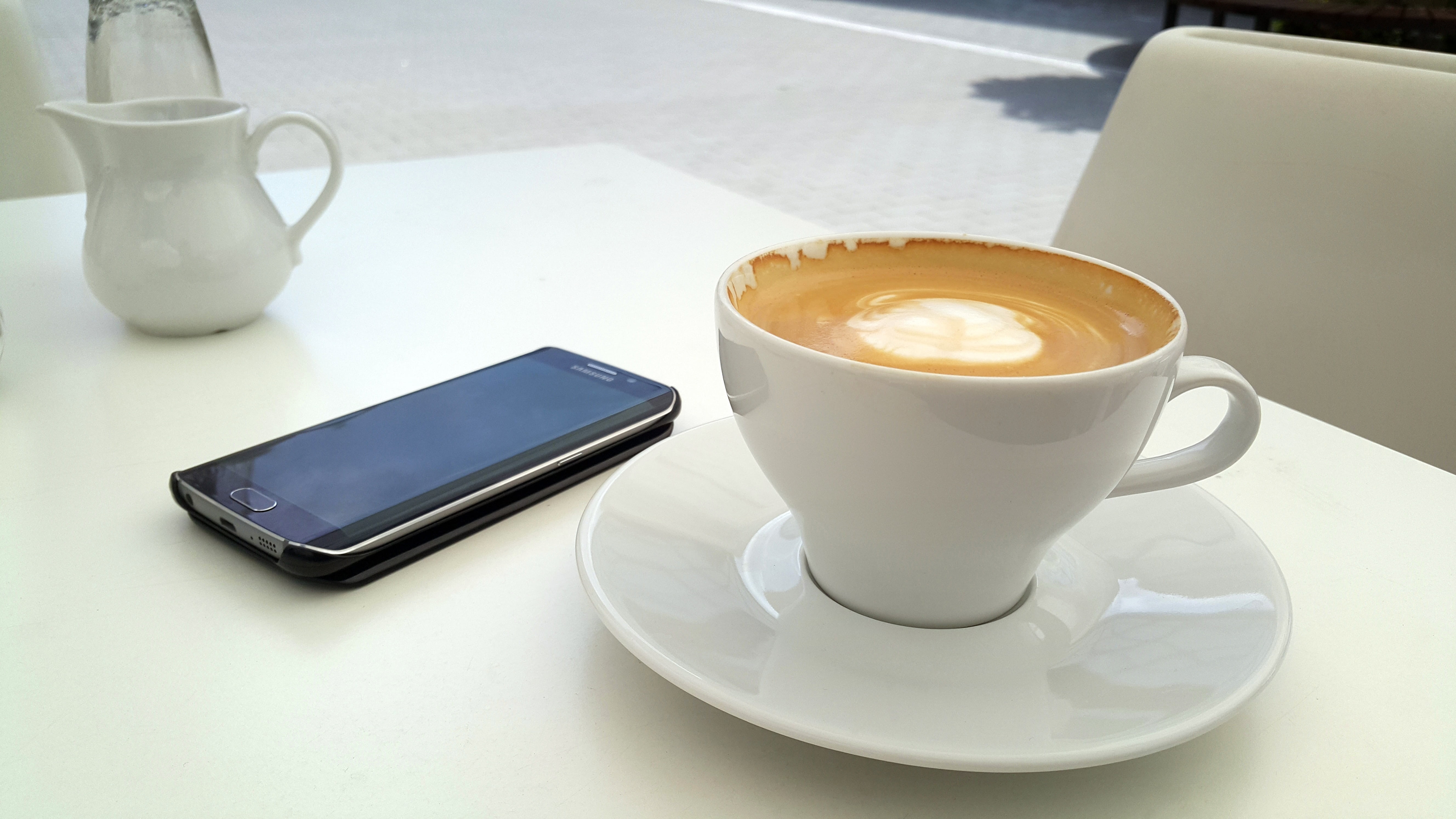 modern, cup of coffee, technology, breakfast, no people, saucer, coffee sypana, food and drink, fresh coffee, pleasure, porcelain, layout, a cup of coffee, HD Wallpaper