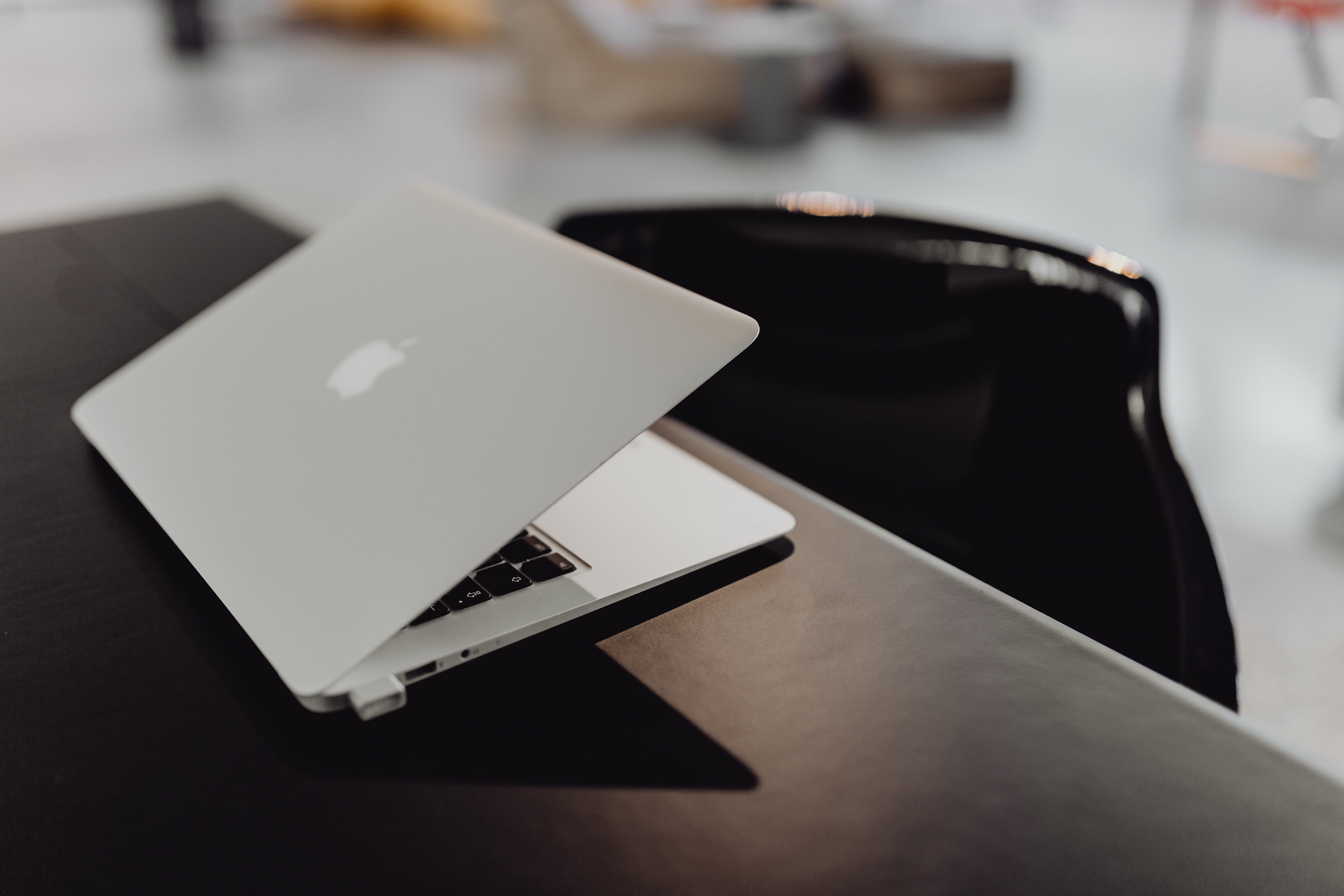 mobile phone, workspace, selective focus, indoors, blank, no people, copy space, internet, working, wireless technology, desk, digital tablet, focus on foreground, HD Wallpaper