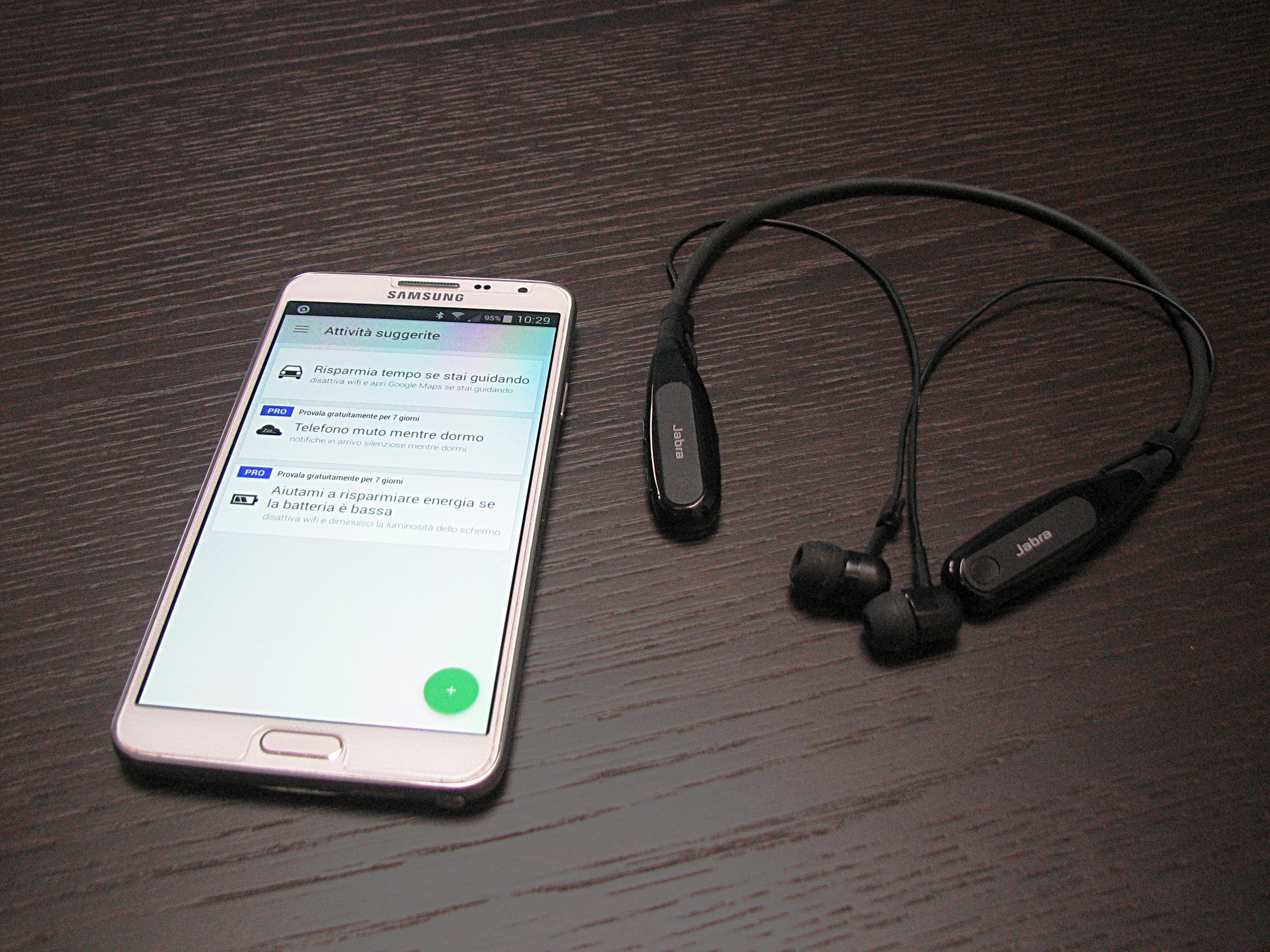 smart phone, headset, wood - material, indoors, neckband, android, beside, music, wireless technology, healthcare and medicine, white, no people, mobile phone, HD Wallpaper