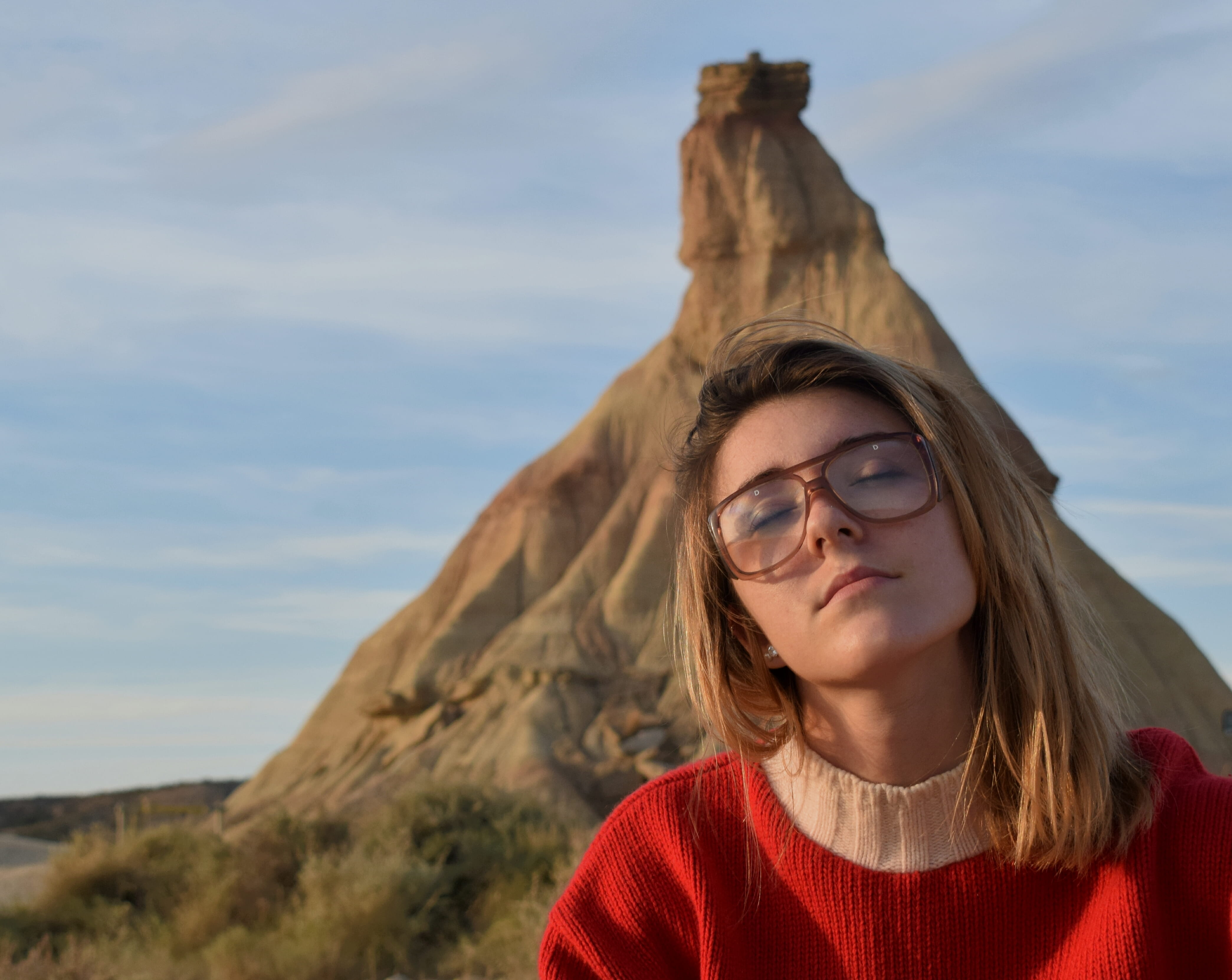 beautiful woman, daytime, formation, nature, focus on foreground, 4K, rock, one Person, women, headshot, taking, young women, fashion, contemplation, eyes, HD Wallpaper