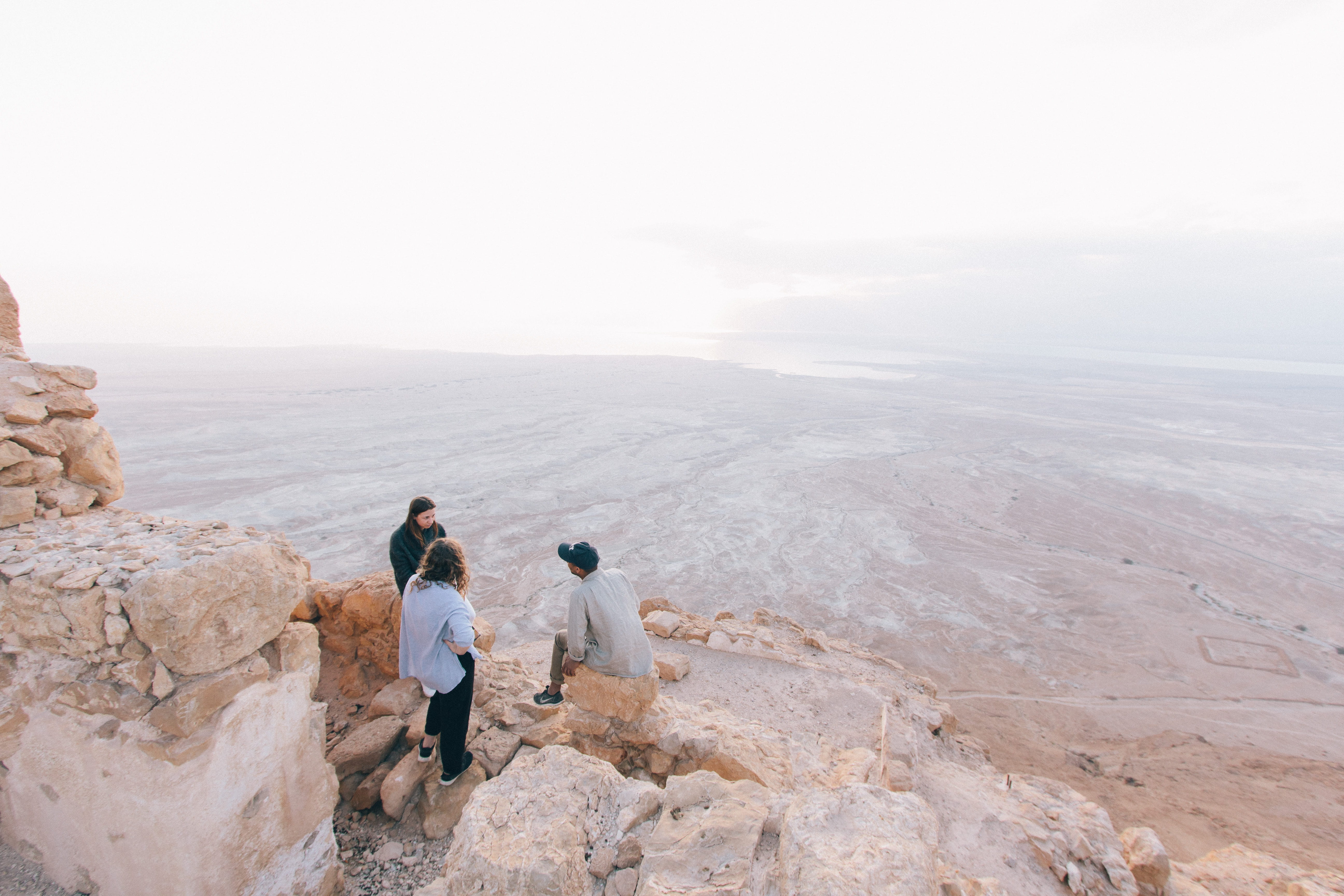 looking at view, cloud, adult, rock formation, women, adventure, mountain, scenics, cliff, landscape, 5K, people, nature, beauty in nature, sky, copy space, HD Wallpaper