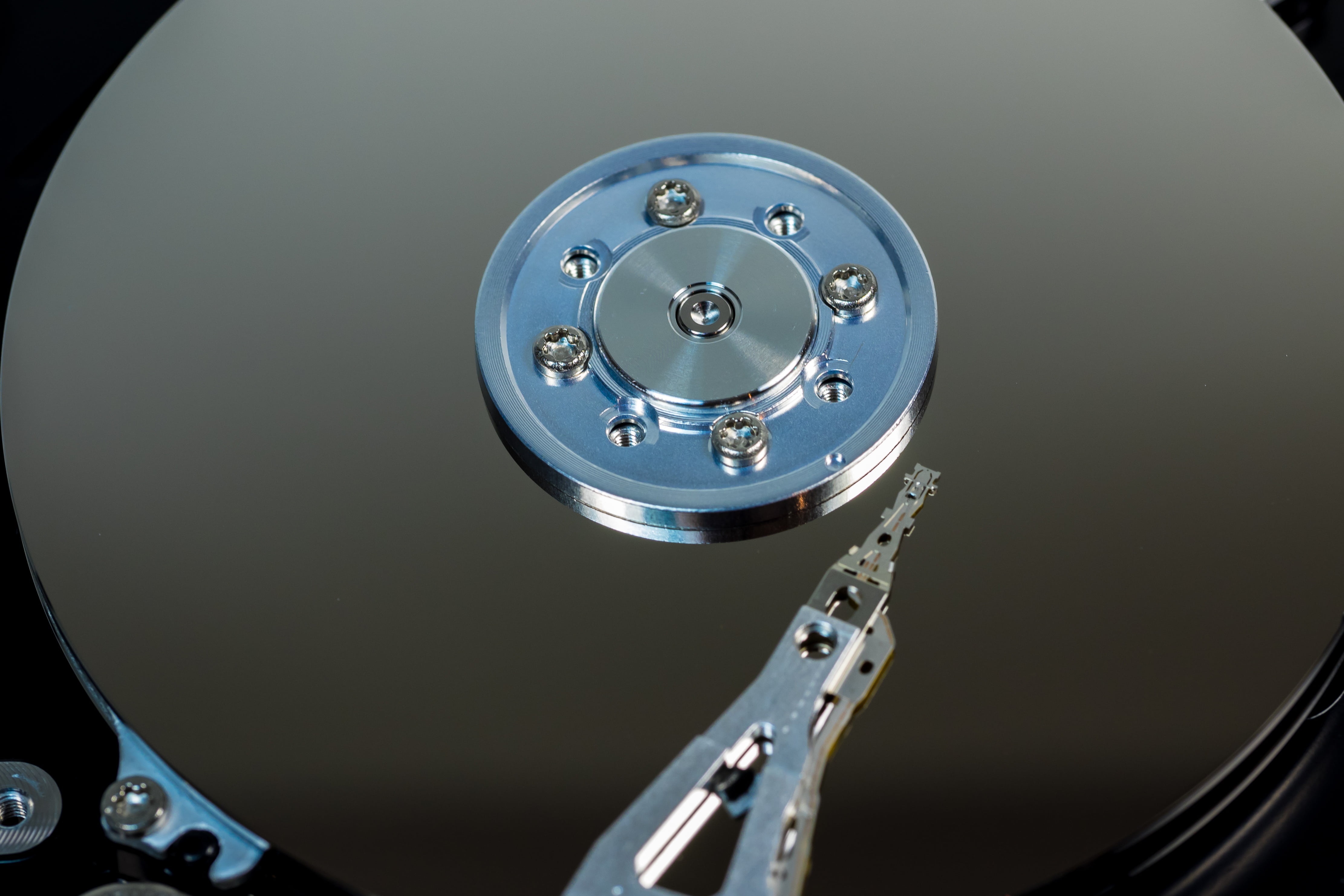 data store, no people, magnetic data storage, hardware, read heads, computer equipment, chip, it, edp, hdd, indoors, sata, disk, digital, metal, hard drive, HD Wallpaper
