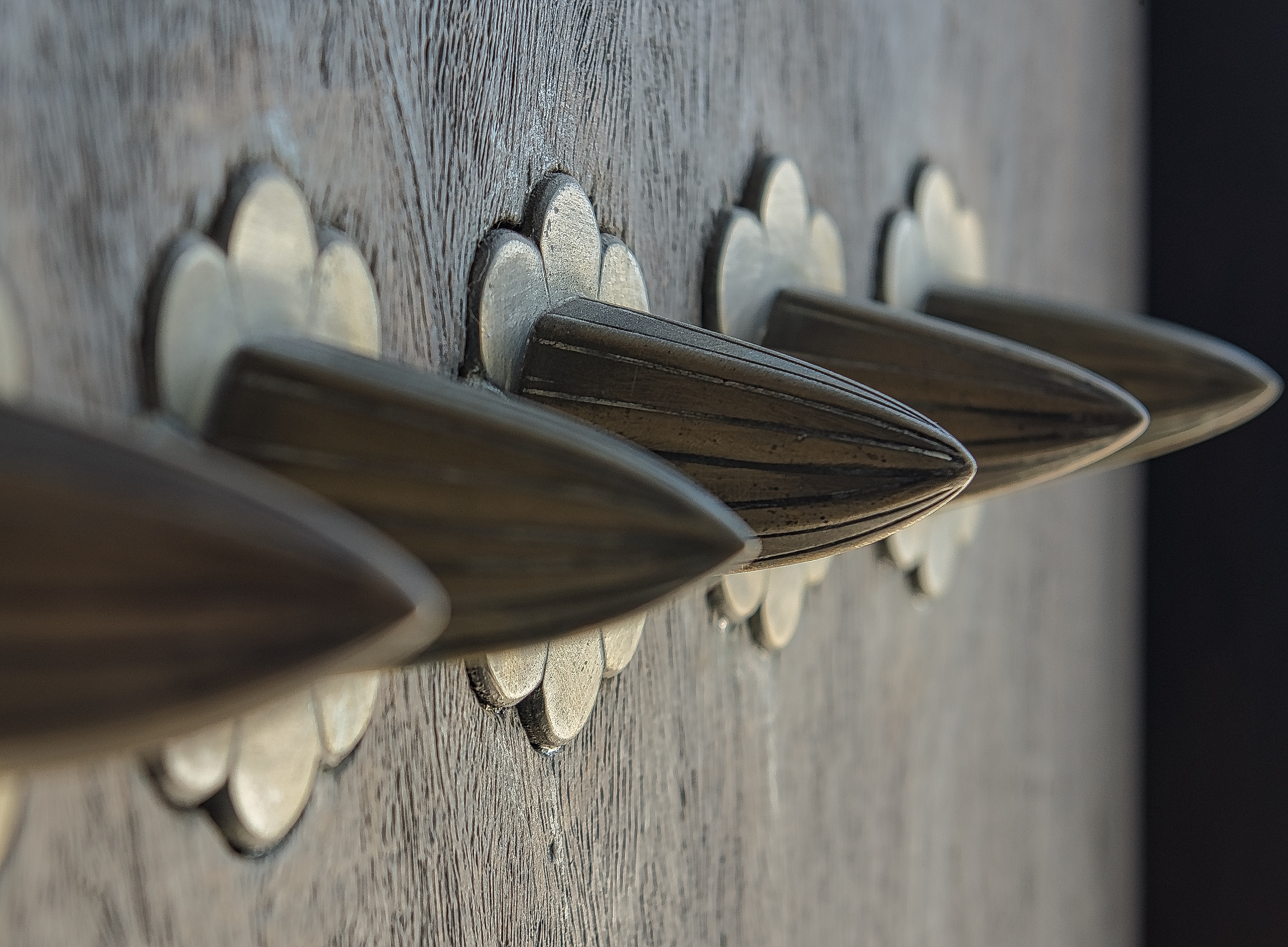 aged, retro, table, table knife, kitchen utensil, macro, door, high angle view, design, material, front, no people, absence, old, wall - building feature, HD Wallpaper
