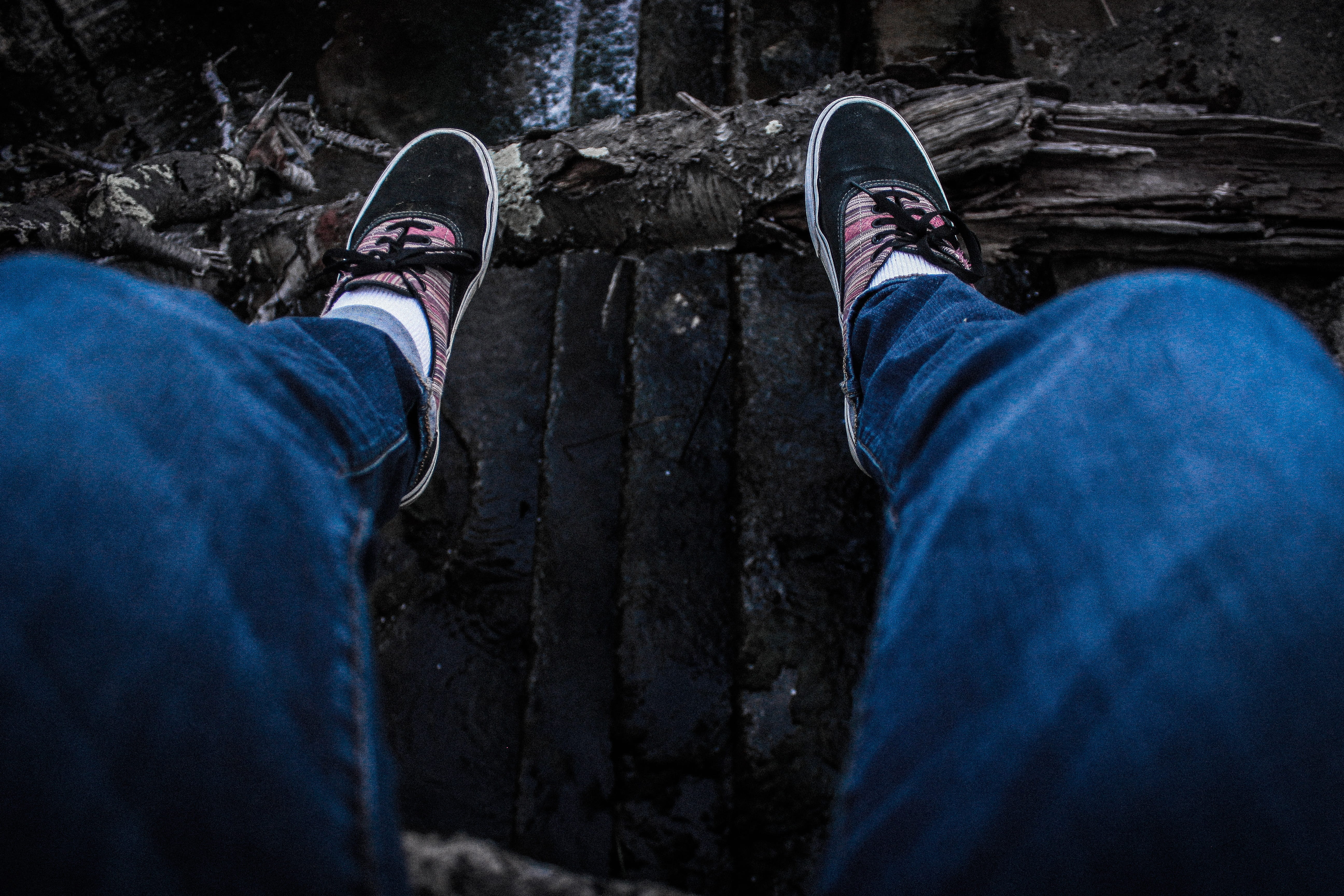 sneakers, blue, Feet, lifestyles, Dam, men, vans, outdoors, shoes, land, leisure activity, forest, shoe, 5K, people, real people, low section, human foot, HD Wallpaper
