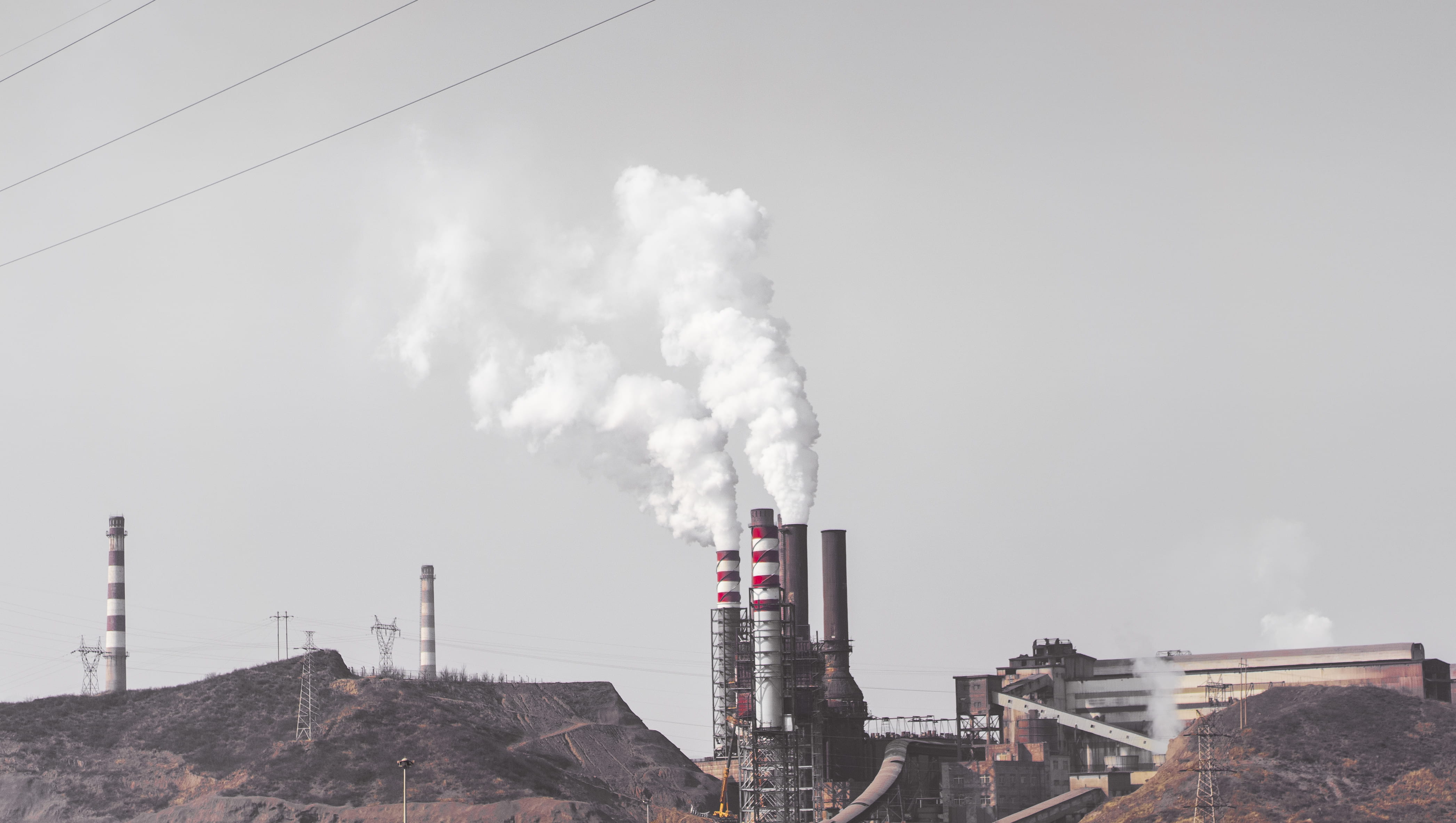 industrial, smoke stack, blowing, nature, smoke, building exterior, chimney, no people, air pollution, manufacture, factory, steam, outdoors, architecture, HD Wallpaper