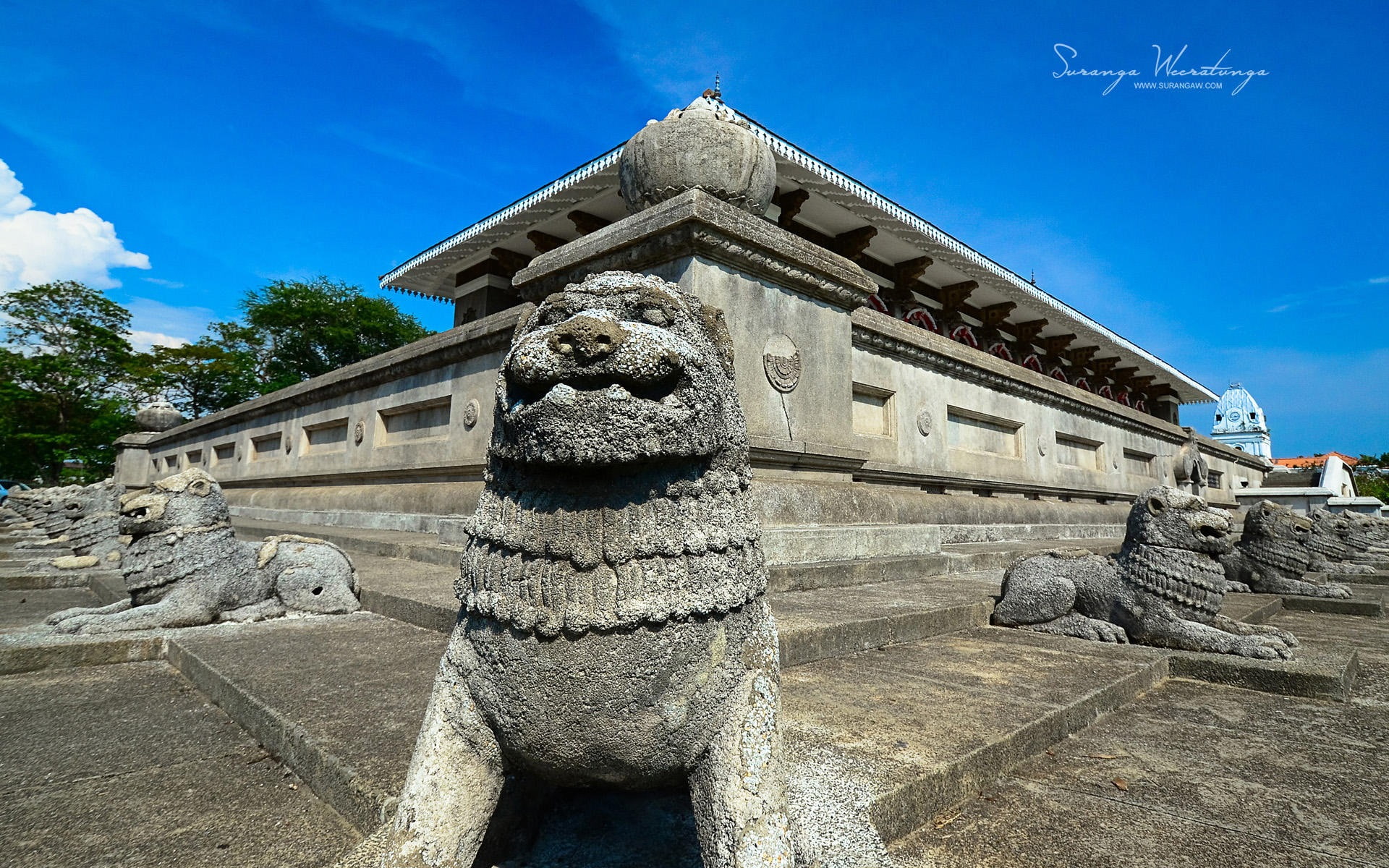 art and craft, the past, built structure, sculpture, stone material, building, win, gray, history, ancient, no people, day, religion, stone, cloud - sky, HD Wallpaper