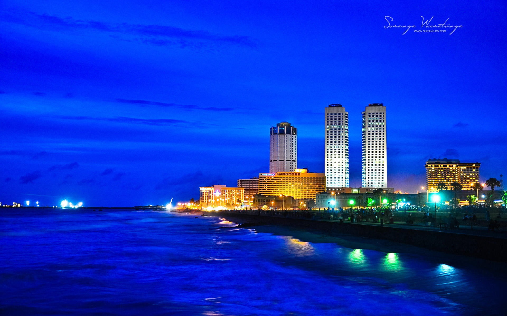 reflection, sea, built structure, beautiful, dusk, night, city, high, buildings, illuminated, win, outdoors, blue, tower, waterfront, beach, HD Wallpaper