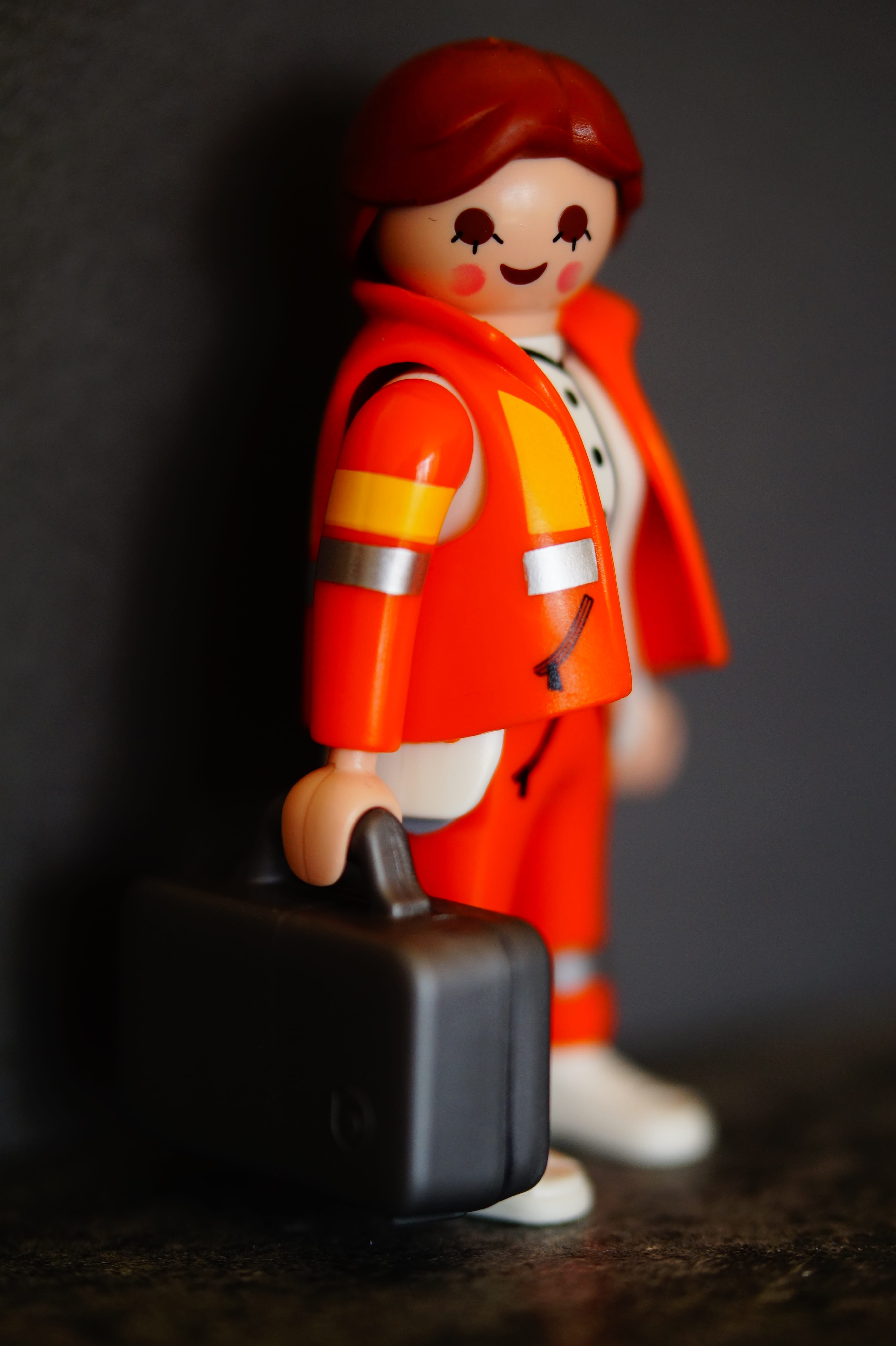 rescue, indoors, art and craft, Doctor, patch up, Paramedic, playmobil, mini, figure, doctor bags, ambulance, doctor on call, craft, orange, accident, emergency, Phone HD Wallpaper