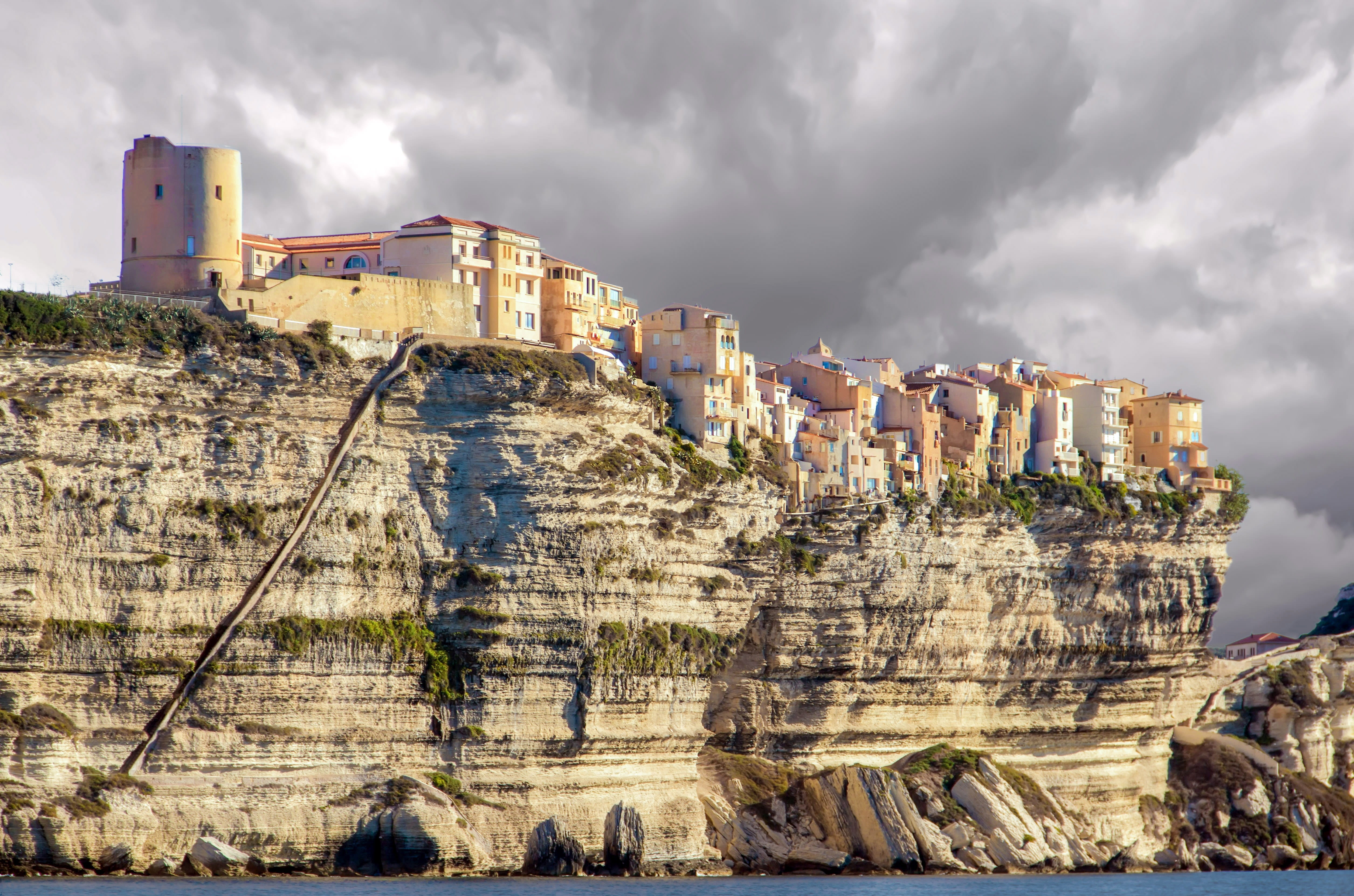 city, edge, building, bonifacio, corsican, ancient, environment, architecture, ruined, sea, building exterior, the past, mediterranean, island, industry, HD Wallpaper