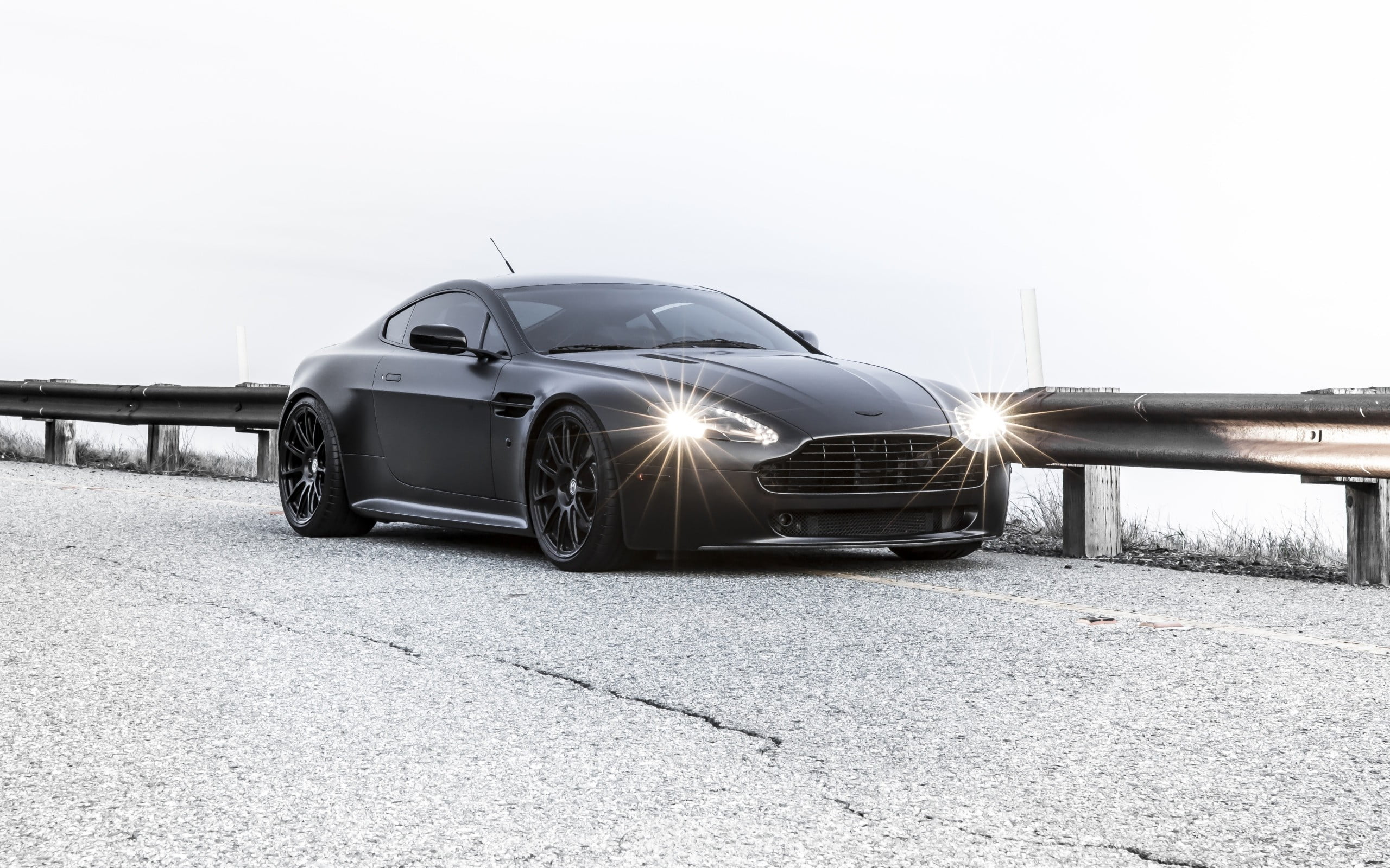 headlight, outdoors, clear sky, transportation, road, architecture, vehicle, LED headlight, 2K, mode of transportation, stationary, Aston Martin, city, HD Wallpaper