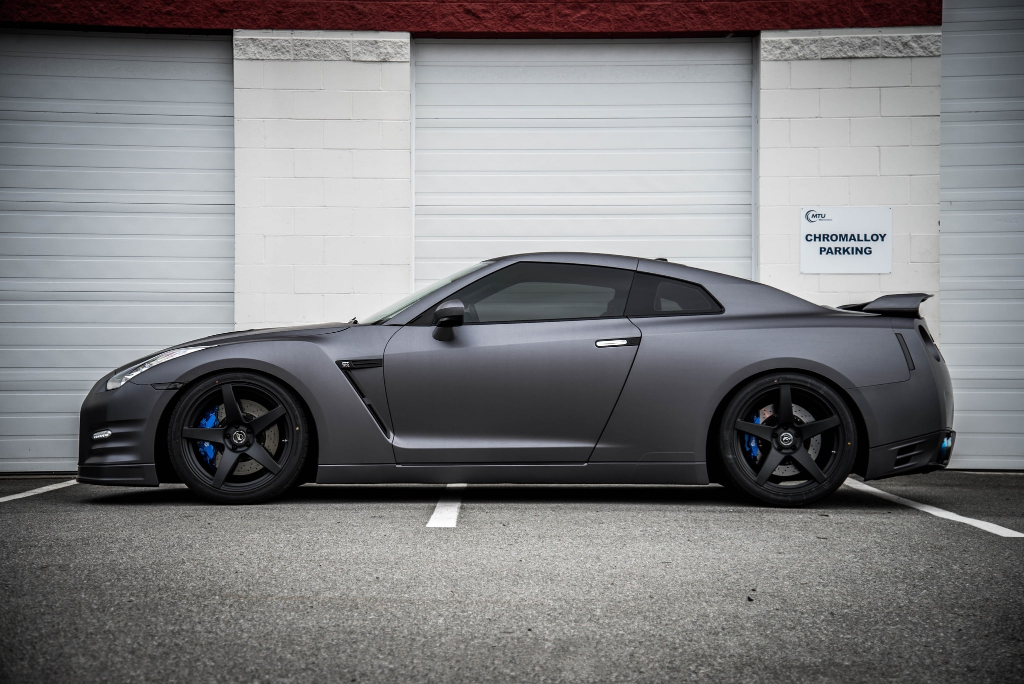 fuel and Power Generation, alloy Wheel, technology, matte black, luxury, black, modern, matte, status Car, wheel, sports Car, shiny, mode of Transport, HD Wallpaper