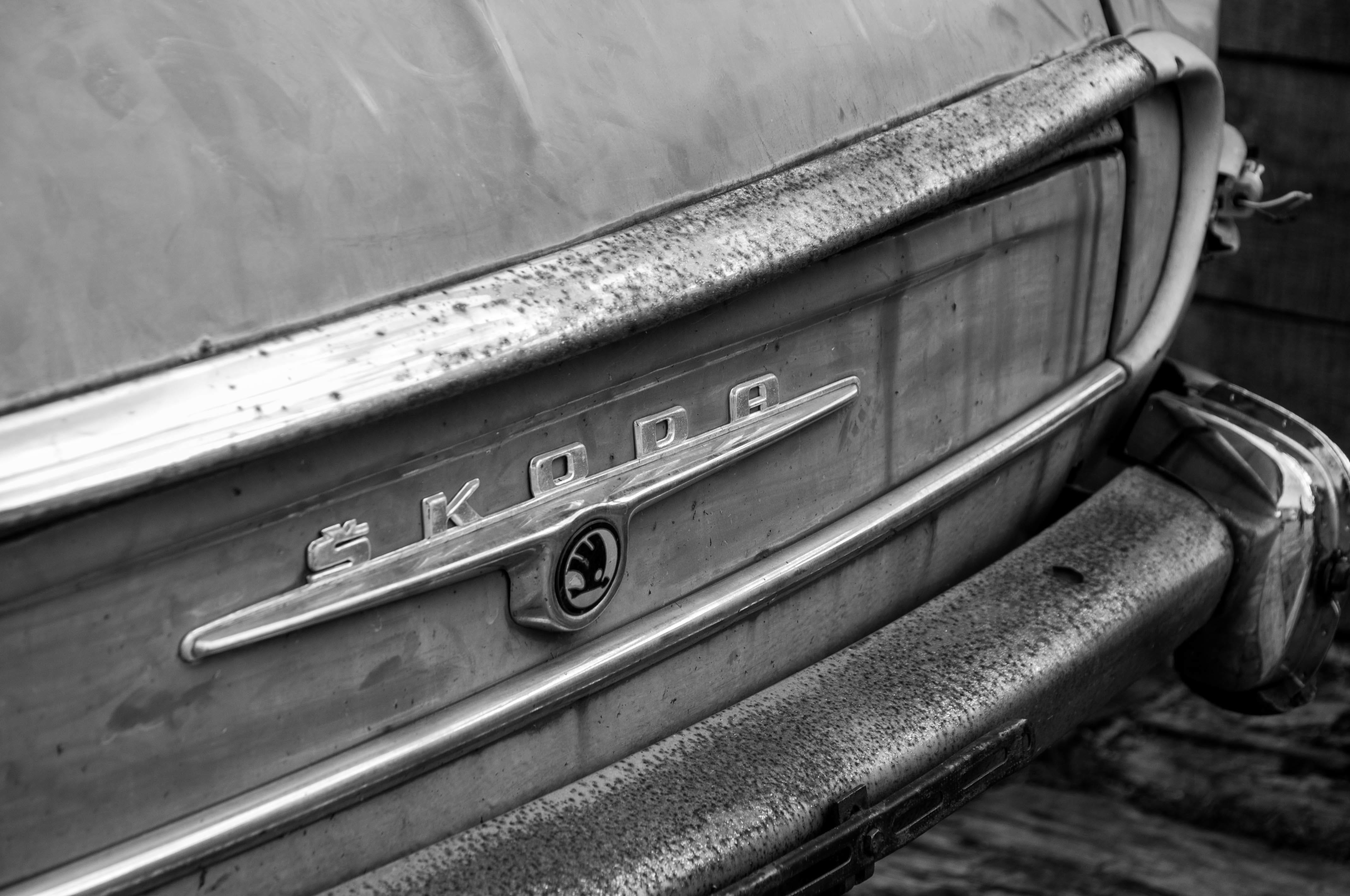 text, metal, no people, vehicle, monochrome photography, classic, communication, tire, wood - material, automotive exterior, automobile make, automotive tire, HD Wallpaper