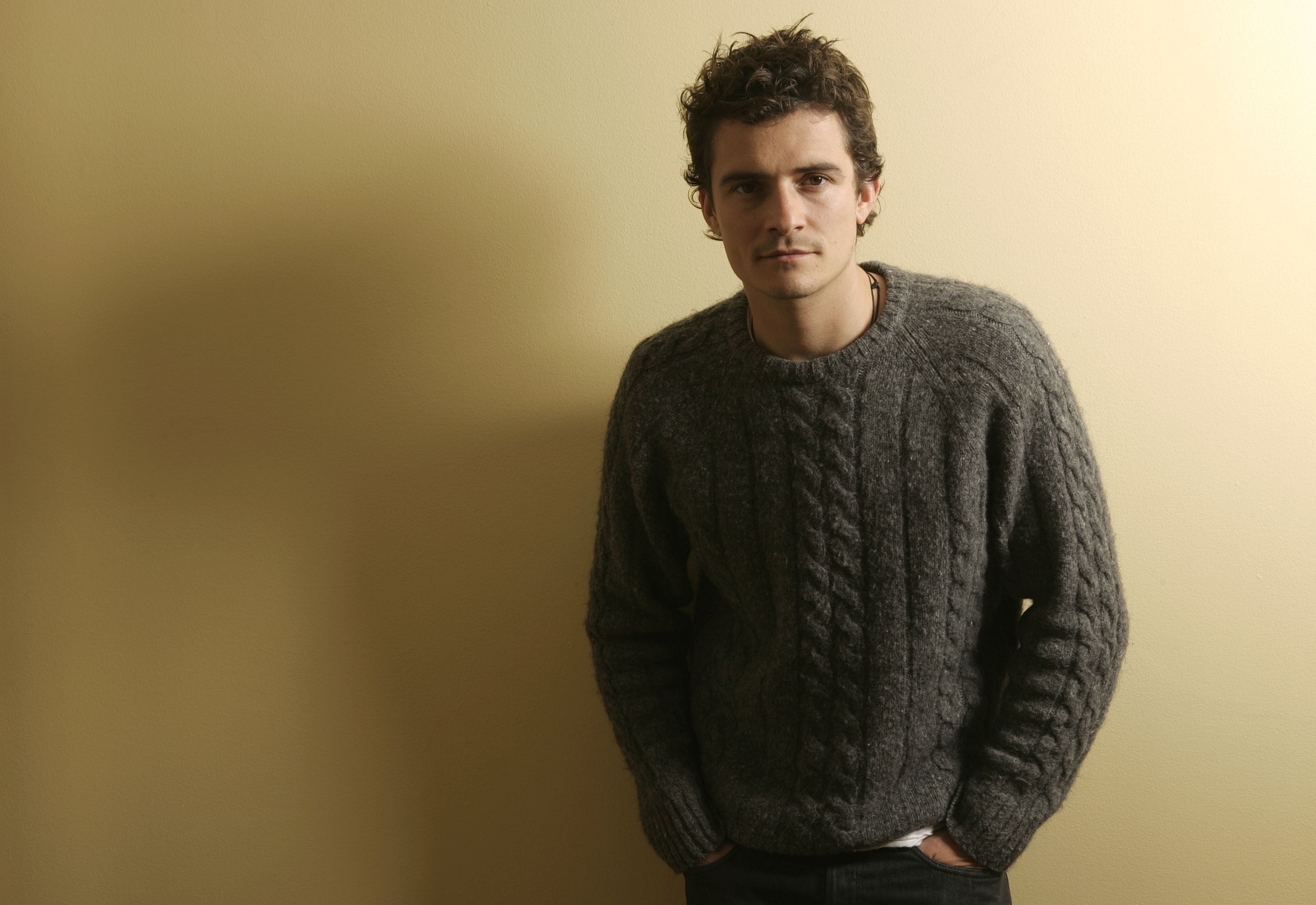 actor, cool, beard, attitude, one Young Man Only, young Adult, hairstyle, orlando bloom, real People, human Face, indoors, fashionable, confidence, adult, HD Wallpaper
