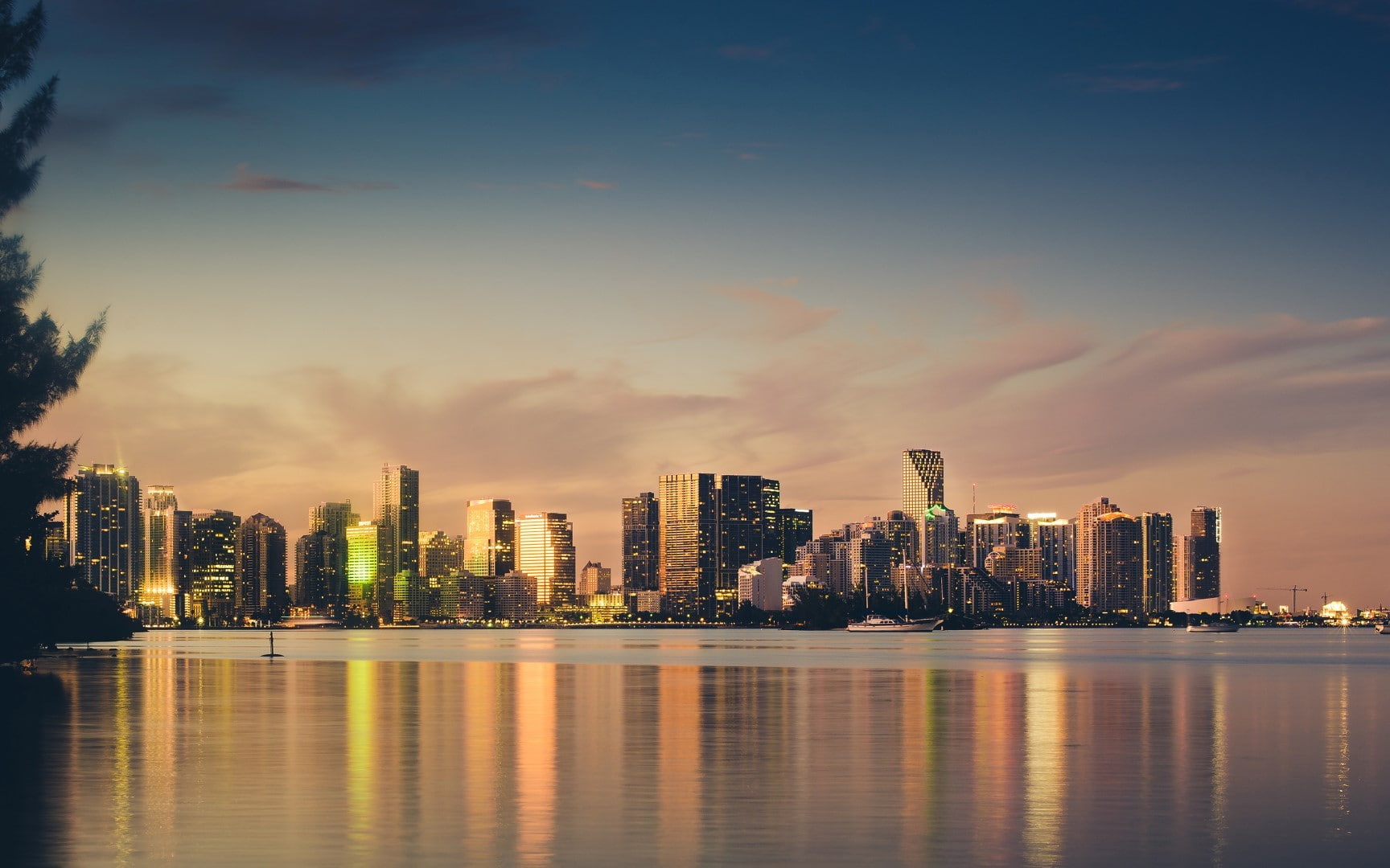 Miami, sky, 720P, built structure, financial district, waterfront, building, swimming pool, sunset, landscape, tall - high, modern, water, urban skyline, HD Wallpaper