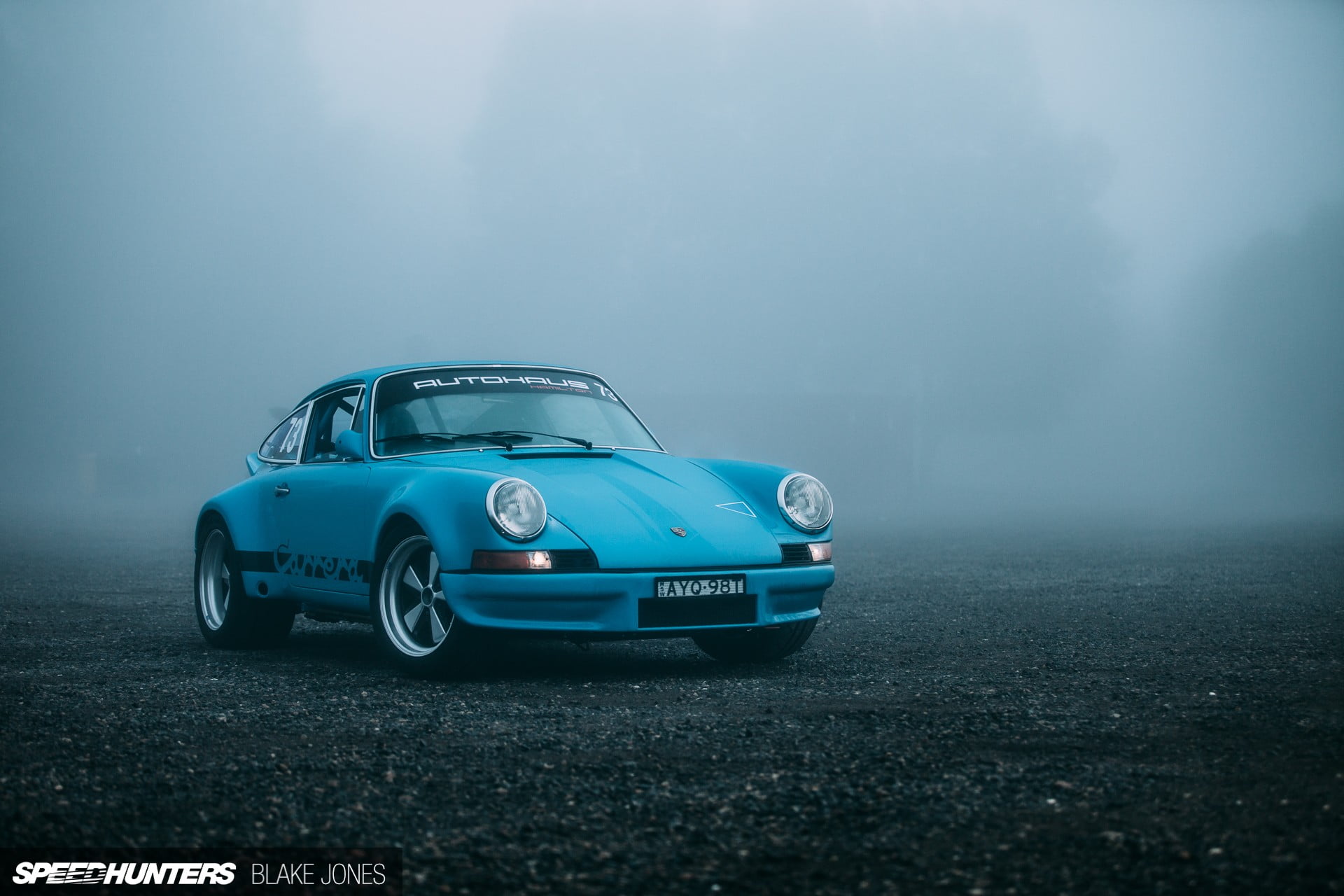 retro styled, transportation, indoors, 1080P, selective focus, copy space, land vehicle, vintage car, Porsche, blue, mode of transportation, stationary, HD Wallpaper