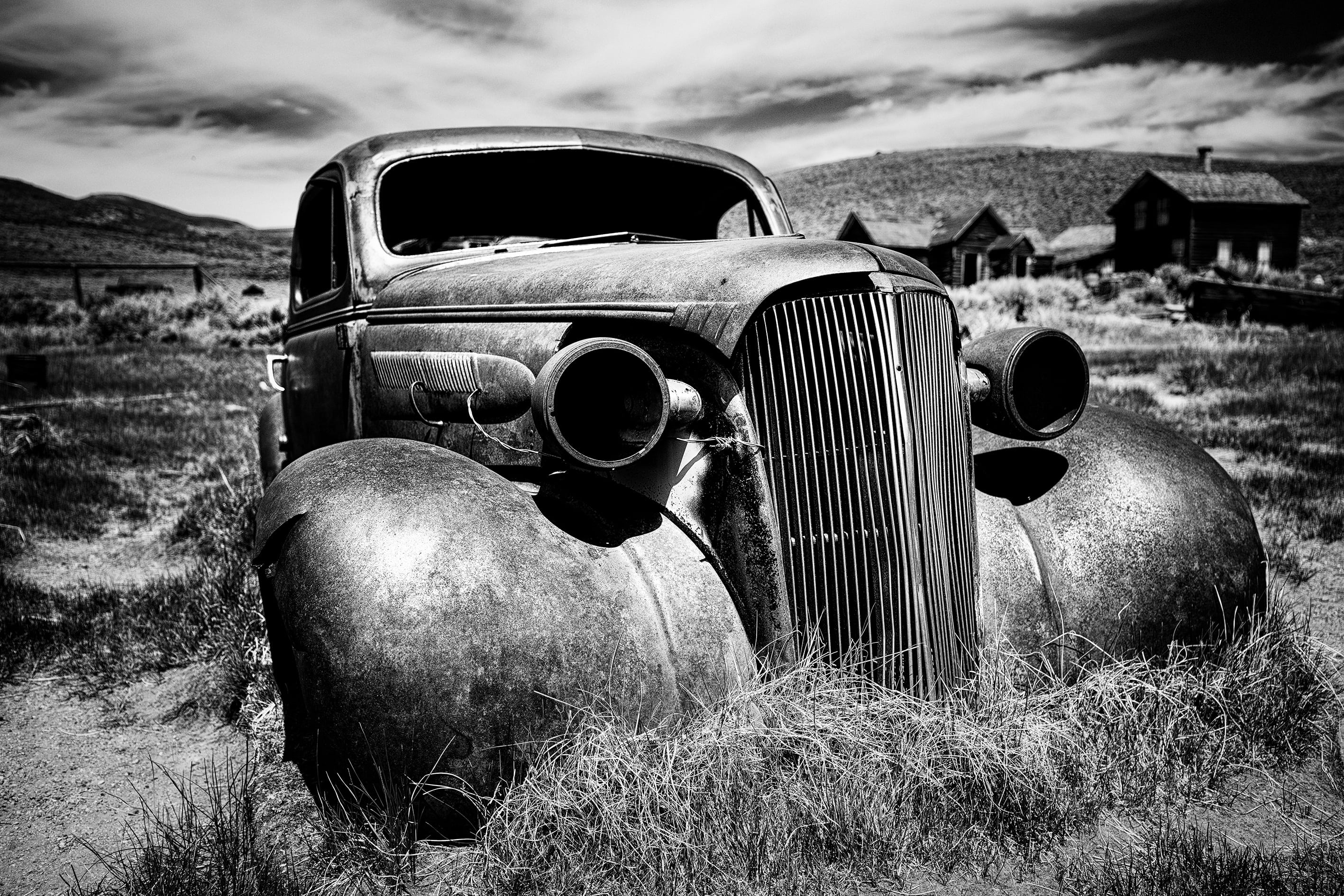 no people, land, 2K, obsolete, bodie, old, weathered, run-down, grass, abandoned, rusty, the past, grayscale, photo, united states, ruined, ghost town, HD Wallpaper