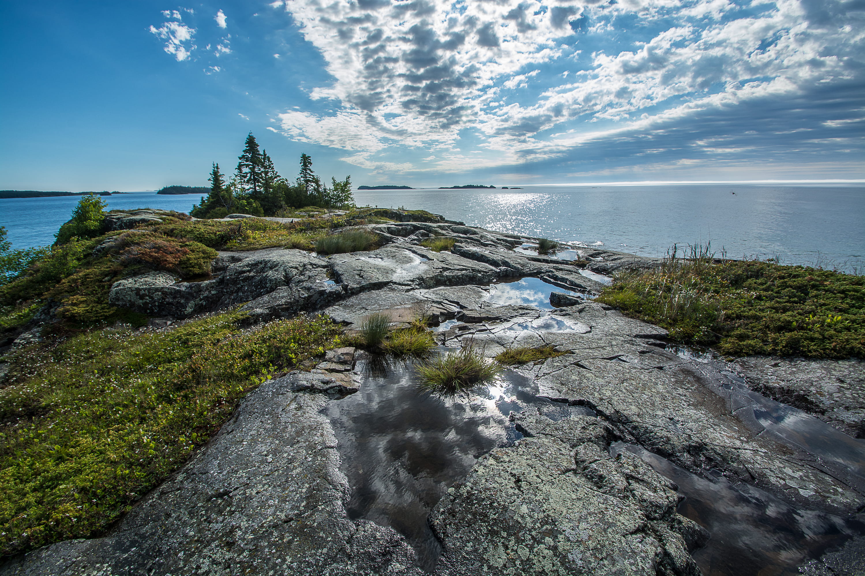 tranquility, no people, scenics - nature, land, michigan, plant, rocky coastline, national parks, solid, lakes, isle royale national park, beauty in nature, HD Wallpaper