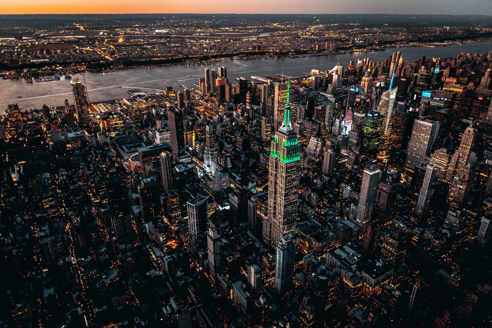 depth of field, river, crowded, water, financial district, cityscape, high angle view, city, sky, building, crowd, built structure, city life, travel destinations, HD Wallpaper