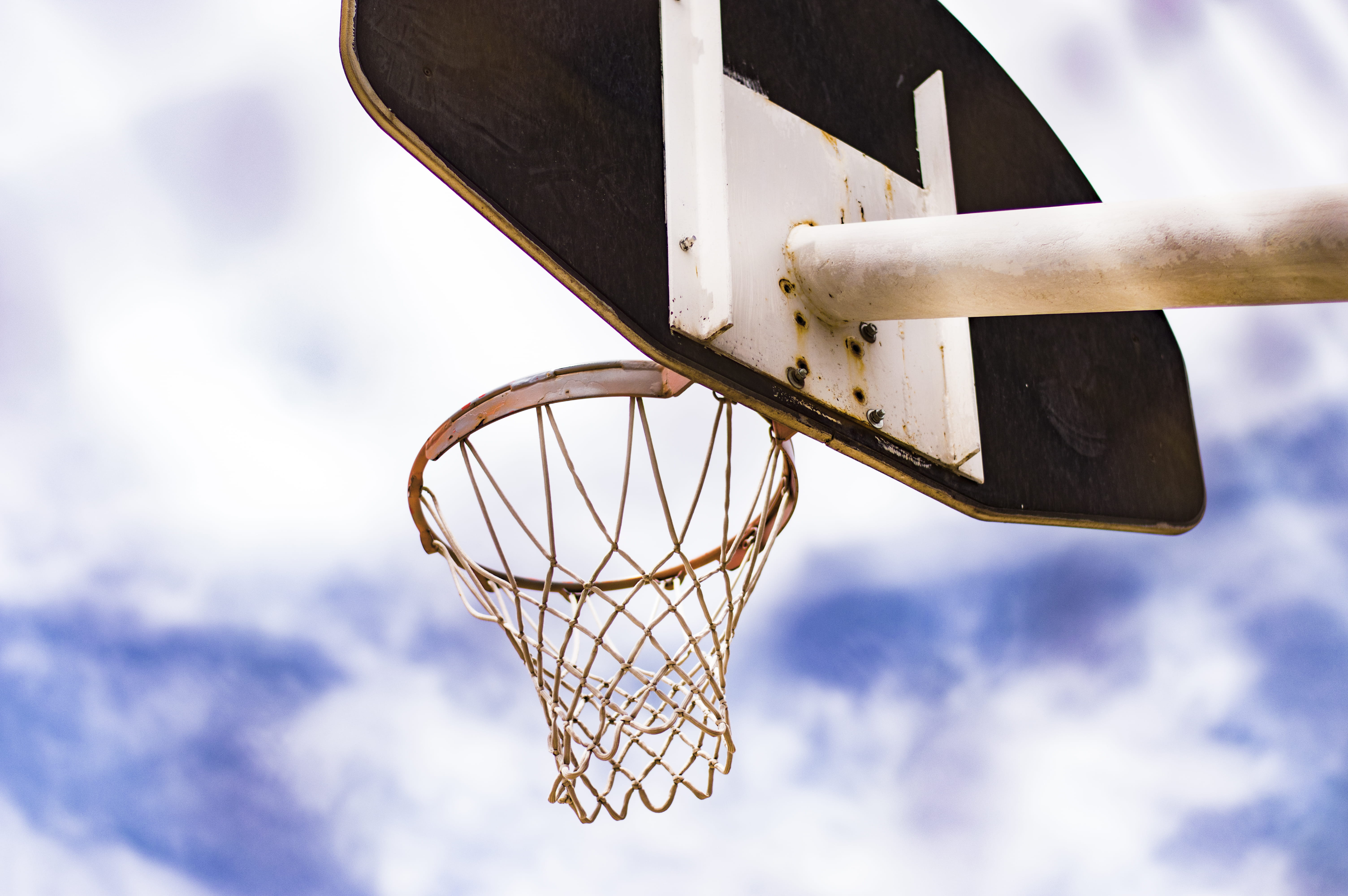low angle view, ball, sport, outdoors, focus on foreground, close-up, net - sports equipment, taking a shot - sport, competition, basketball - sport, nature, HD Wallpaper