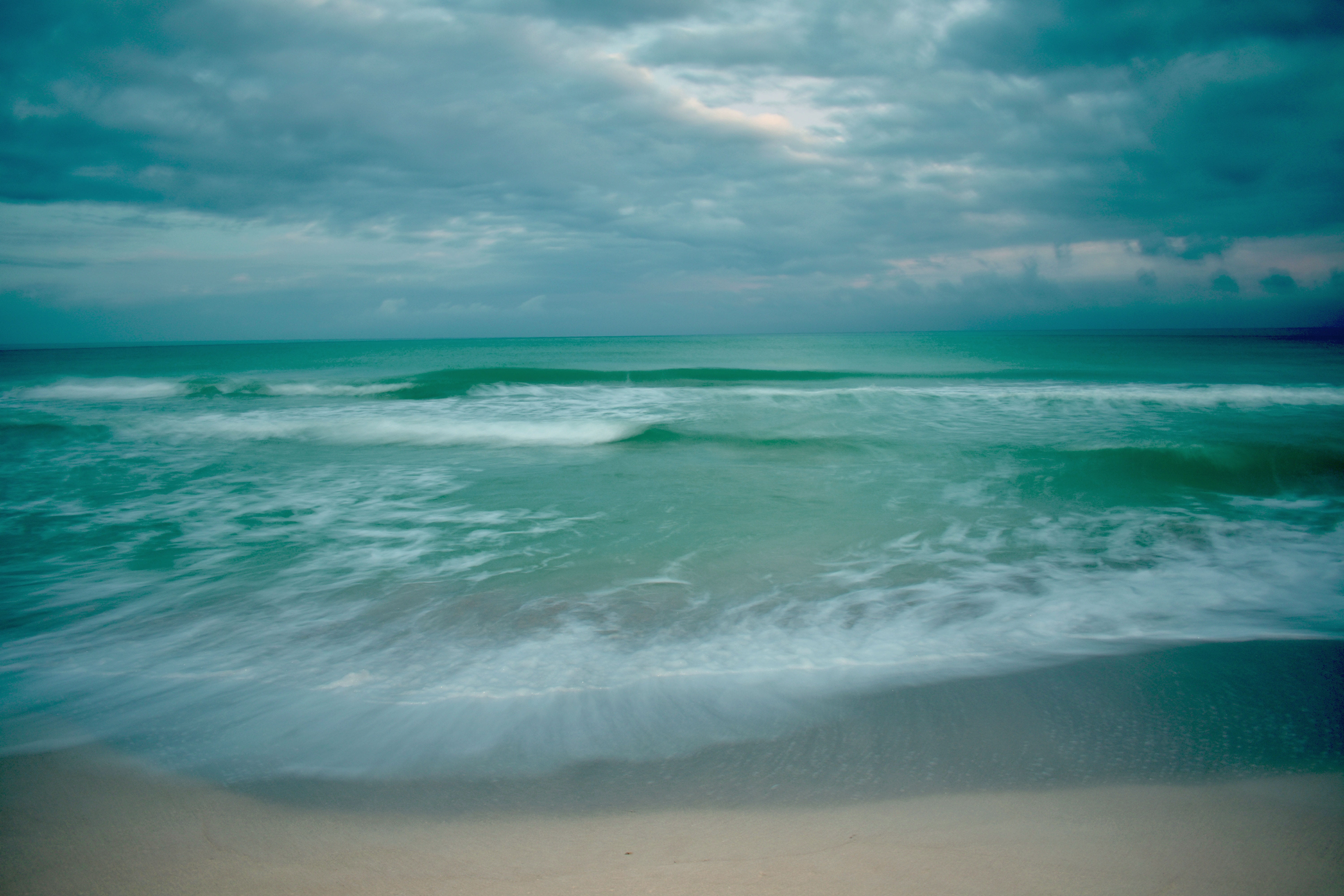 horizon, water, scenics - nature, cloud - sky, power in nature, surfing, beach, twilight, tranquility, ocean, cuba, night, morning, land, nature, 5K, sport, HD Wallpaper