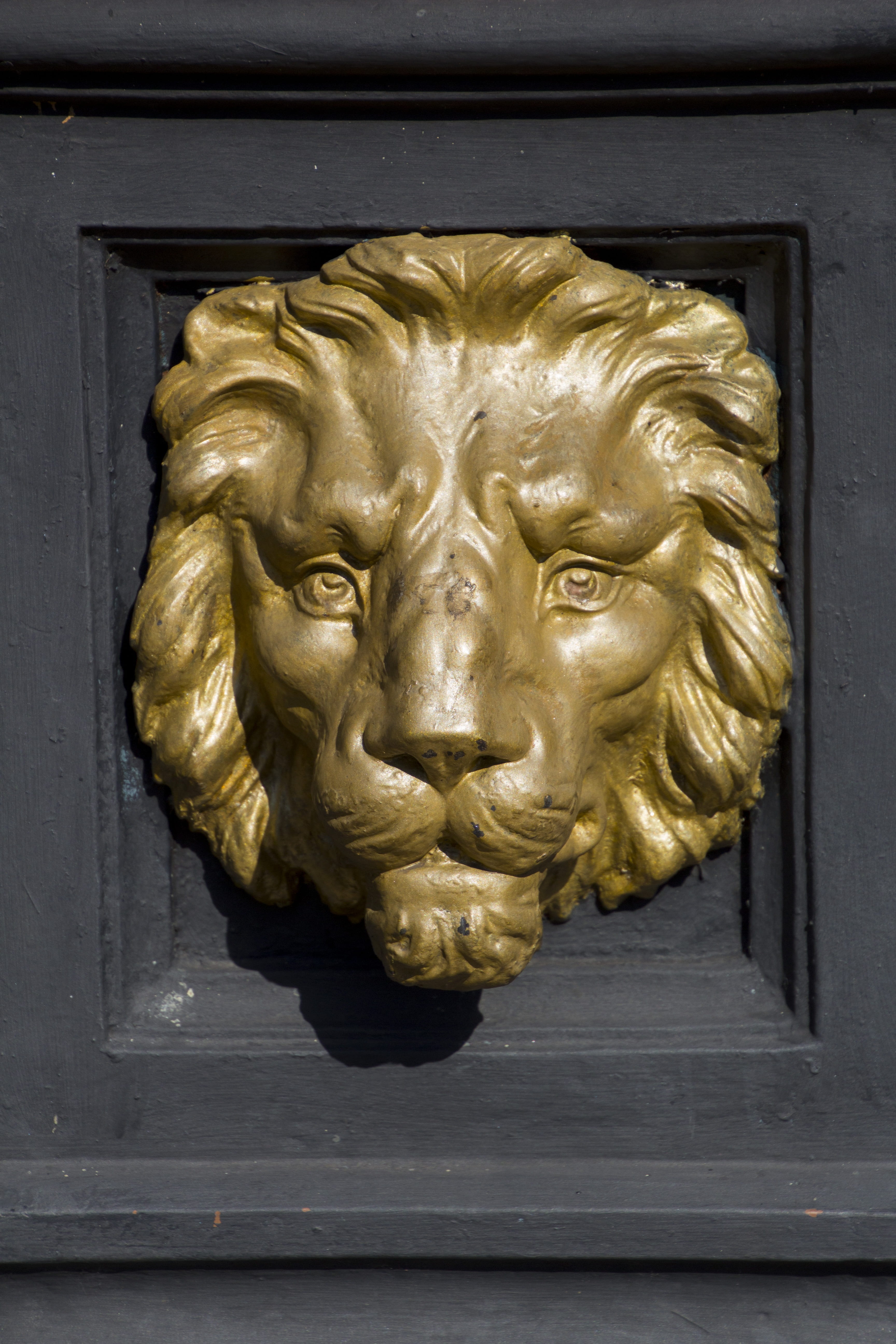sculpture, creativity, metal, entrance, memorial, craft, nature, door, human representation, cat, art and craft, statuette, door knocker, history, decoration, Phone HD Wallpaper