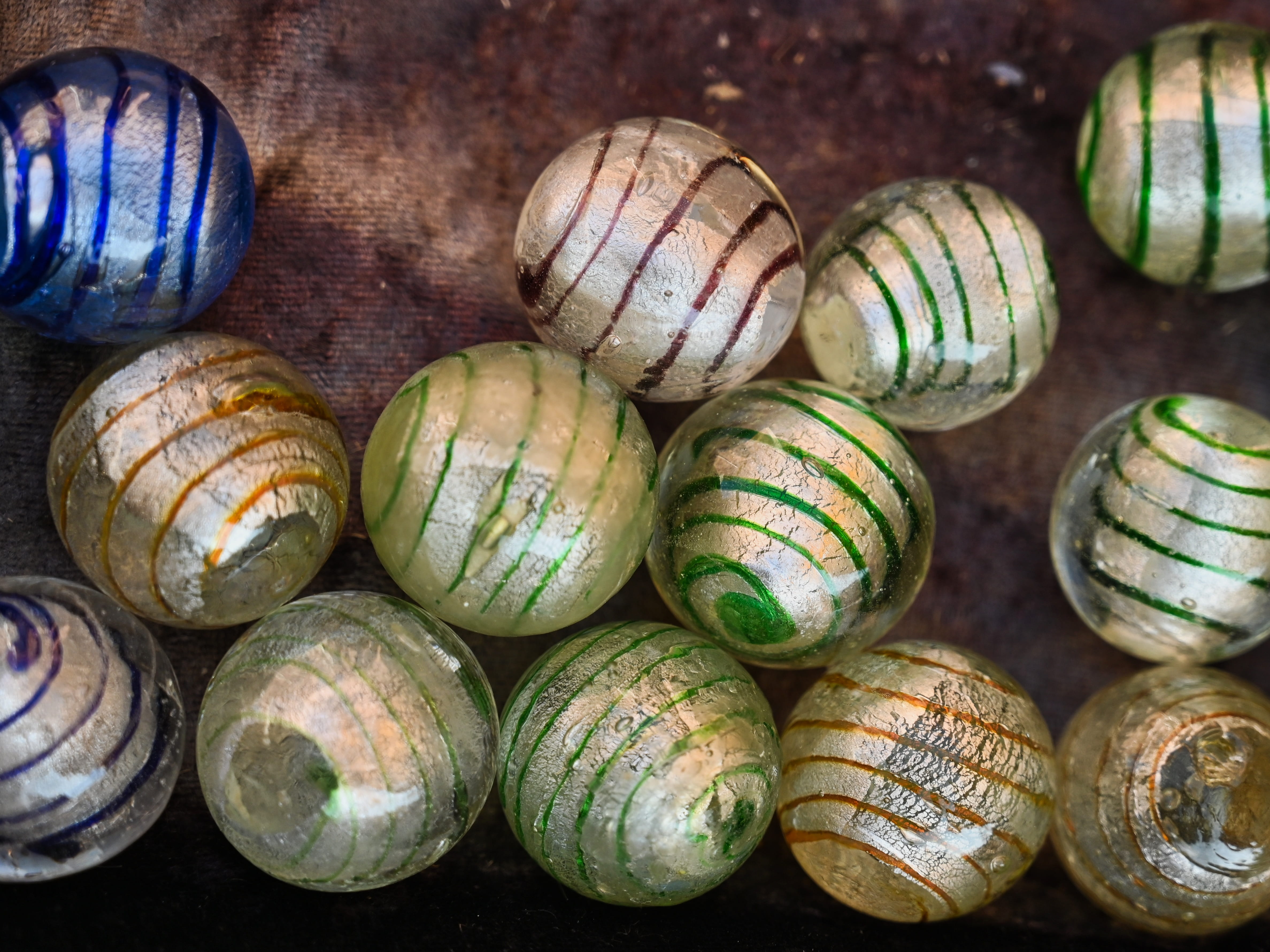 group, shell, day, food and drink, variation, group of objects, natural pattern, colorful, animal, food, seashell, balls, marbles, pattern, indoors, children toys, HD Wallpaper