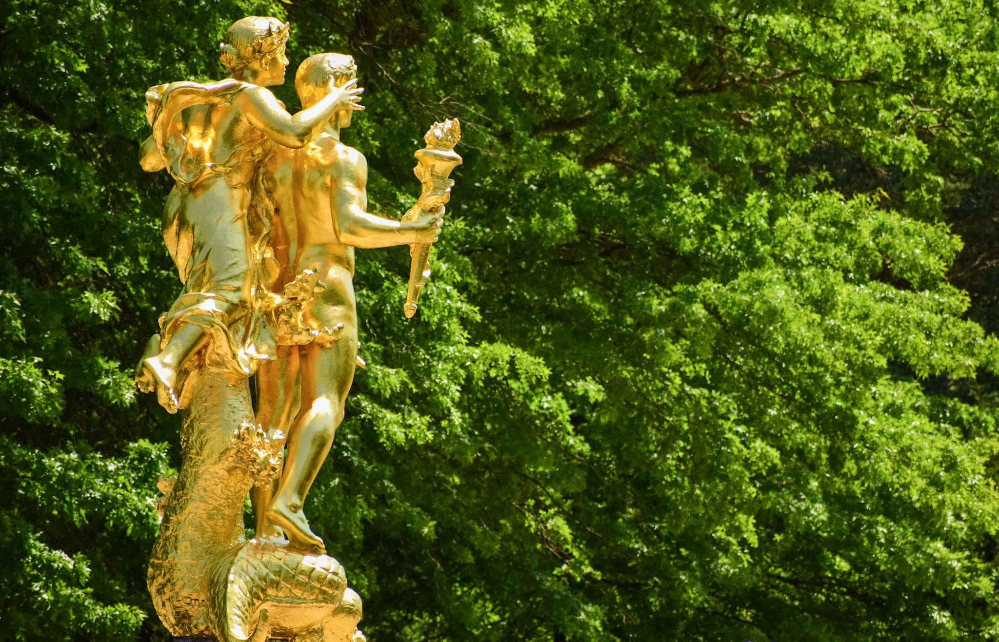 human representation, plant, sunlight, gold, architecture, trees, growth, golden statue, 1080P, low angle view, monument, green color, torch, religion, HD Wallpaper