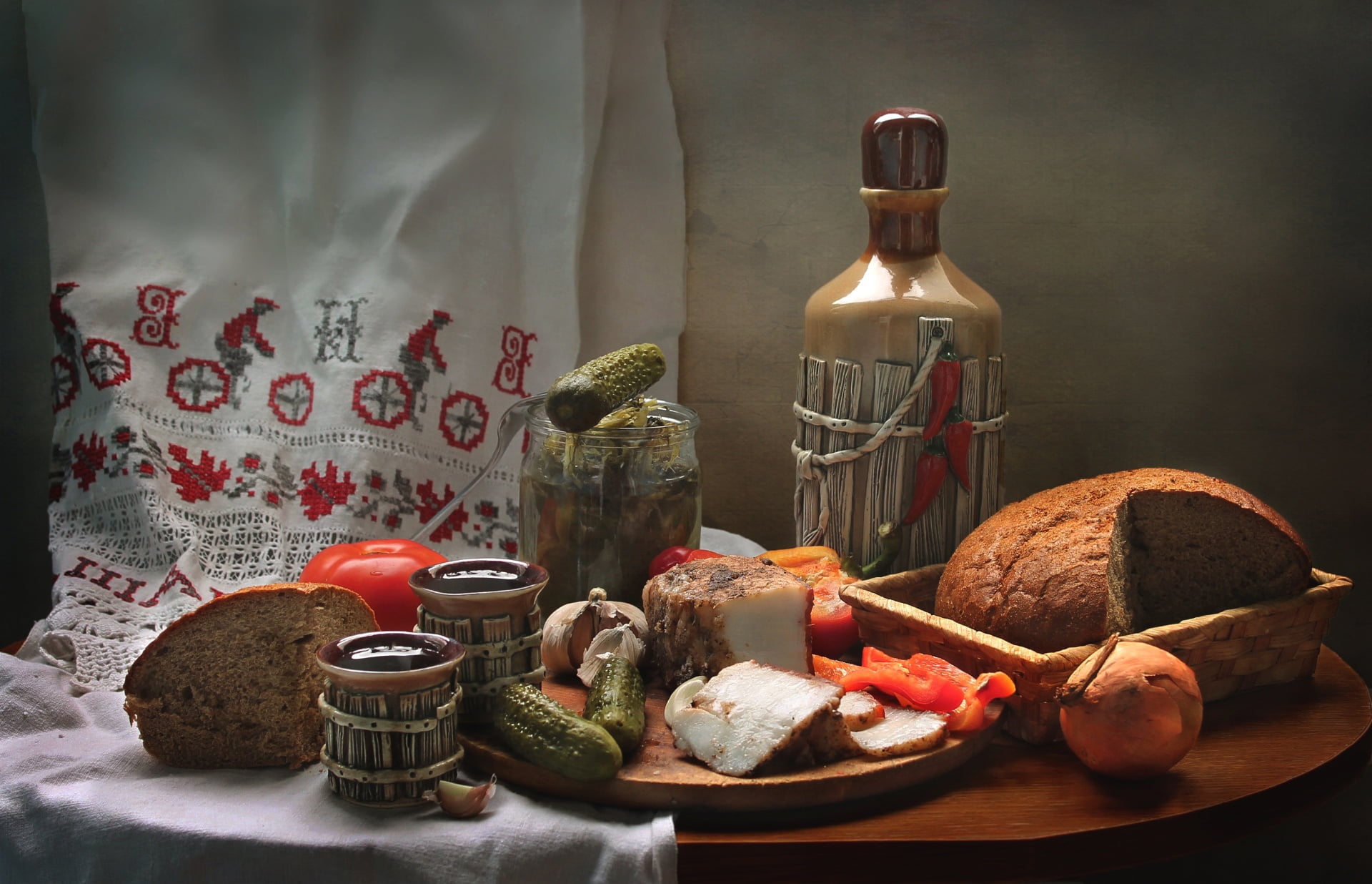 dinner, choice, rustic, food and drink, cultures, cucumbers, moonshine, fat, freshness, snack, bow, vegetable, christmas, large group of objects, spice, HD Wallpaper