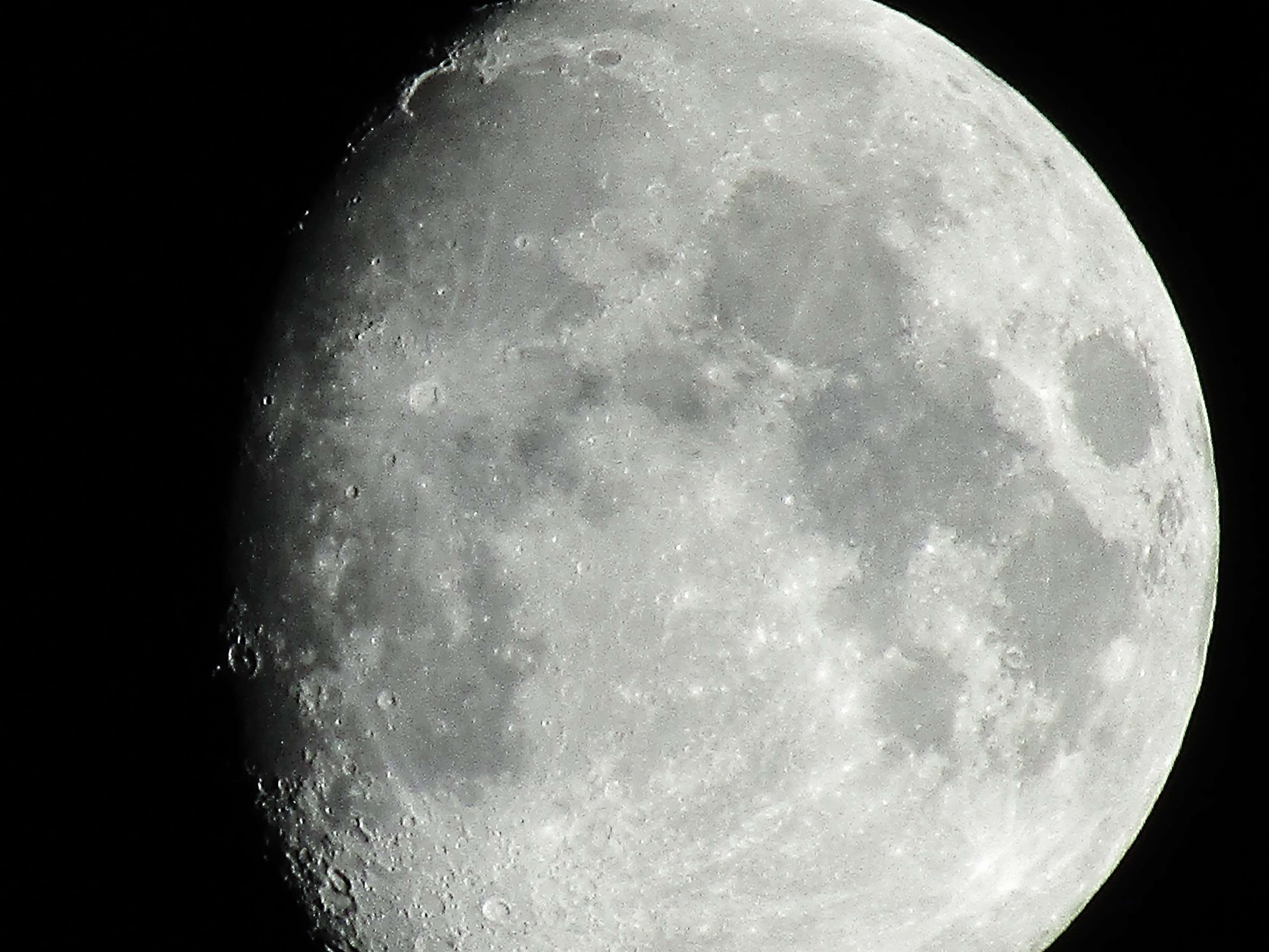 close-up, night, geometric shape, no people, moonrise, black background, space, science, moonlight, nature, full moon, circle, moon, outdoors, astronomy, HD Wallpaper