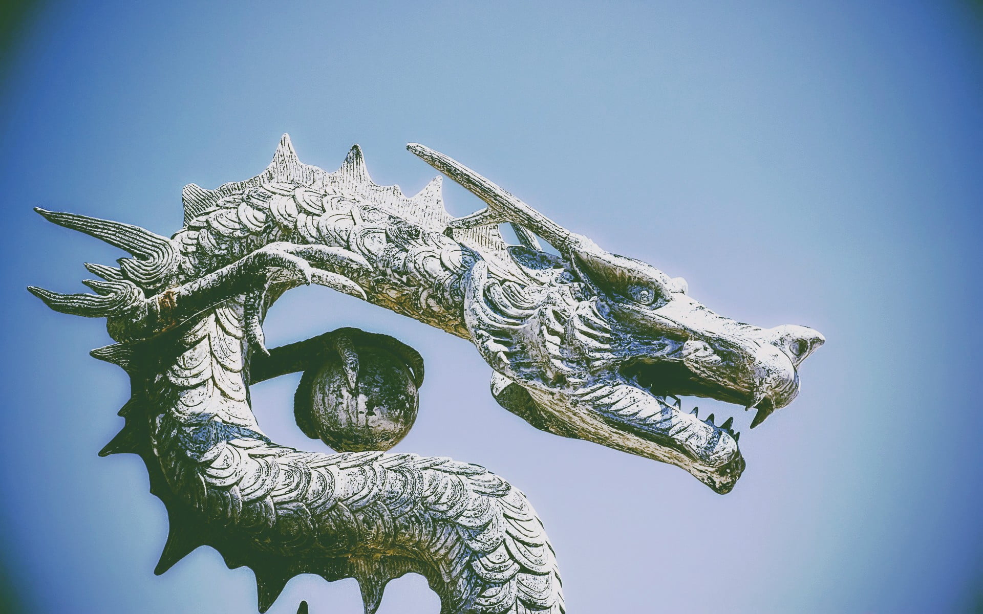 day, China, green, architecture, art and craft, history, outdoors, no people, clear sky, nature, white, 1080P, creativity, statue, built structure, low angle view, HD Wallpaper