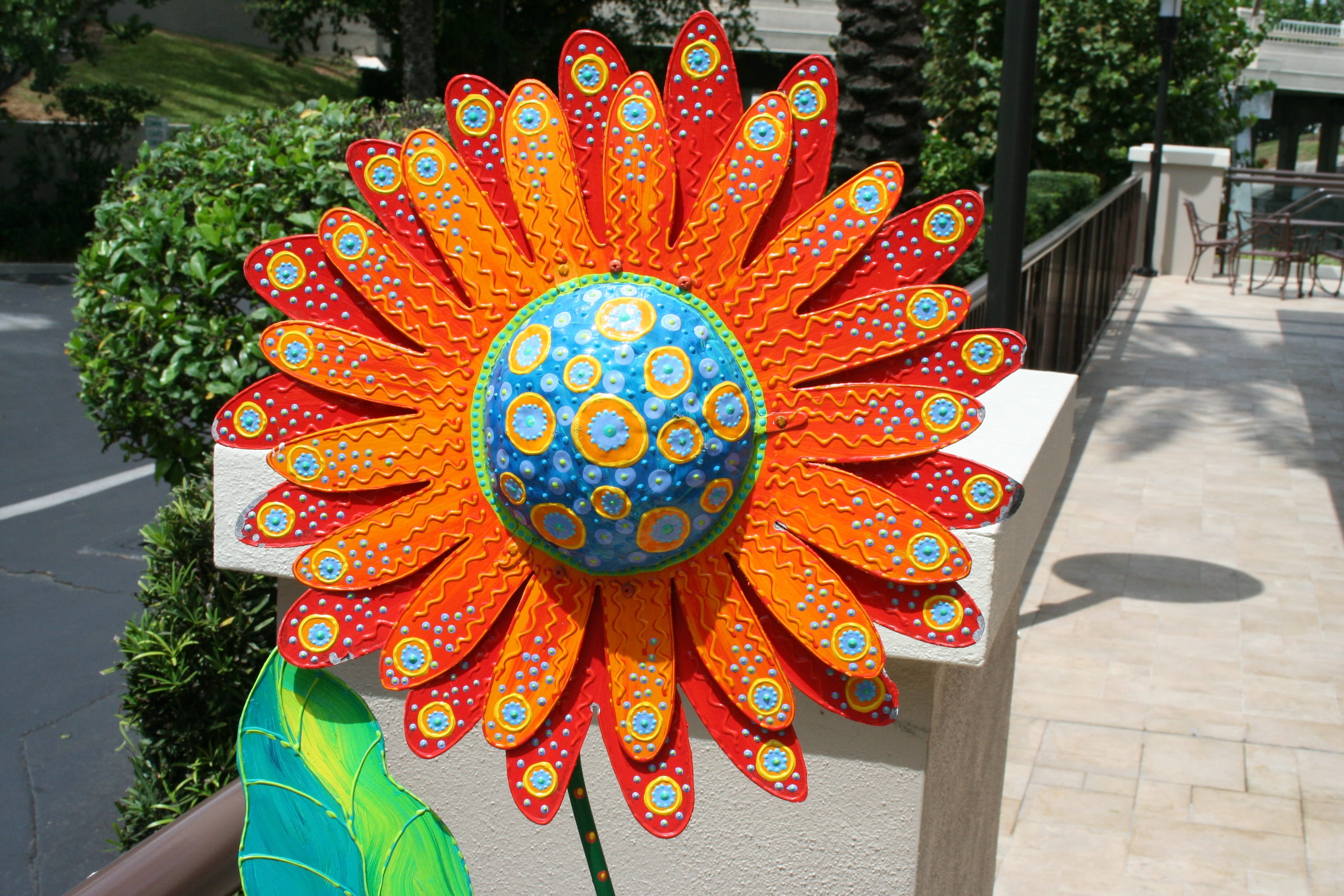 sunlight, craft, art flower, orange color, outdoors, Red, Art, creativity, architecture, Metal, plant, incidental people, Flower, decoration, art and craft, HD Wallpaper
