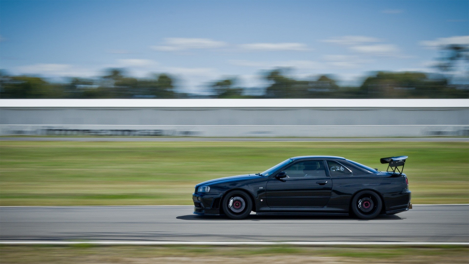 side view, no people, speed, on the move, road trip, motion, outdoors, travel, land vehicle, 1080P, plant, car, day, nature, motor vehicle, blurred motion, HD Wallpaper