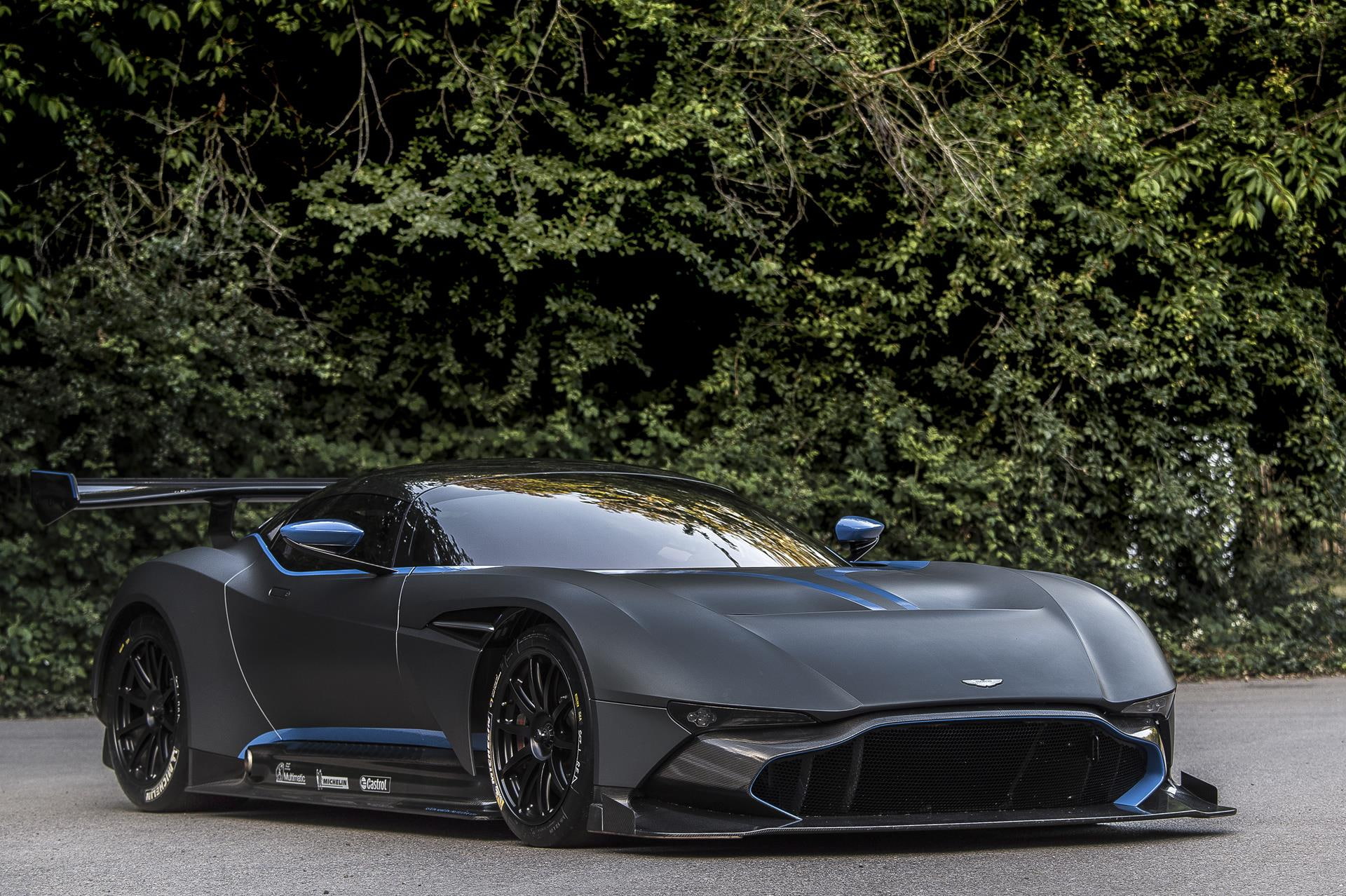 aston, car, road trip, stationary, day, green color, land vehicle, vintage car, plant, mode of transportation, tree, convertible, motor vehicle, vulcan, HD Wallpaper