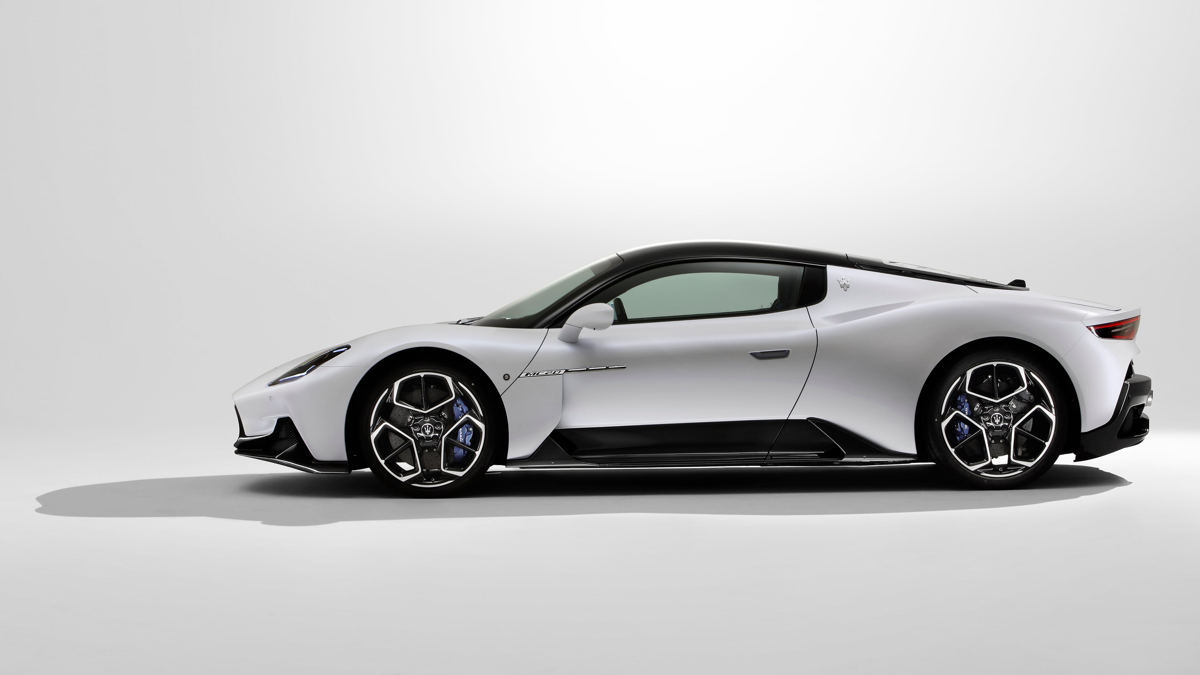 white cars, vehicle, 4K, shadow, Maserati, Maserati MC20, car, white background, HD Wallpaper
