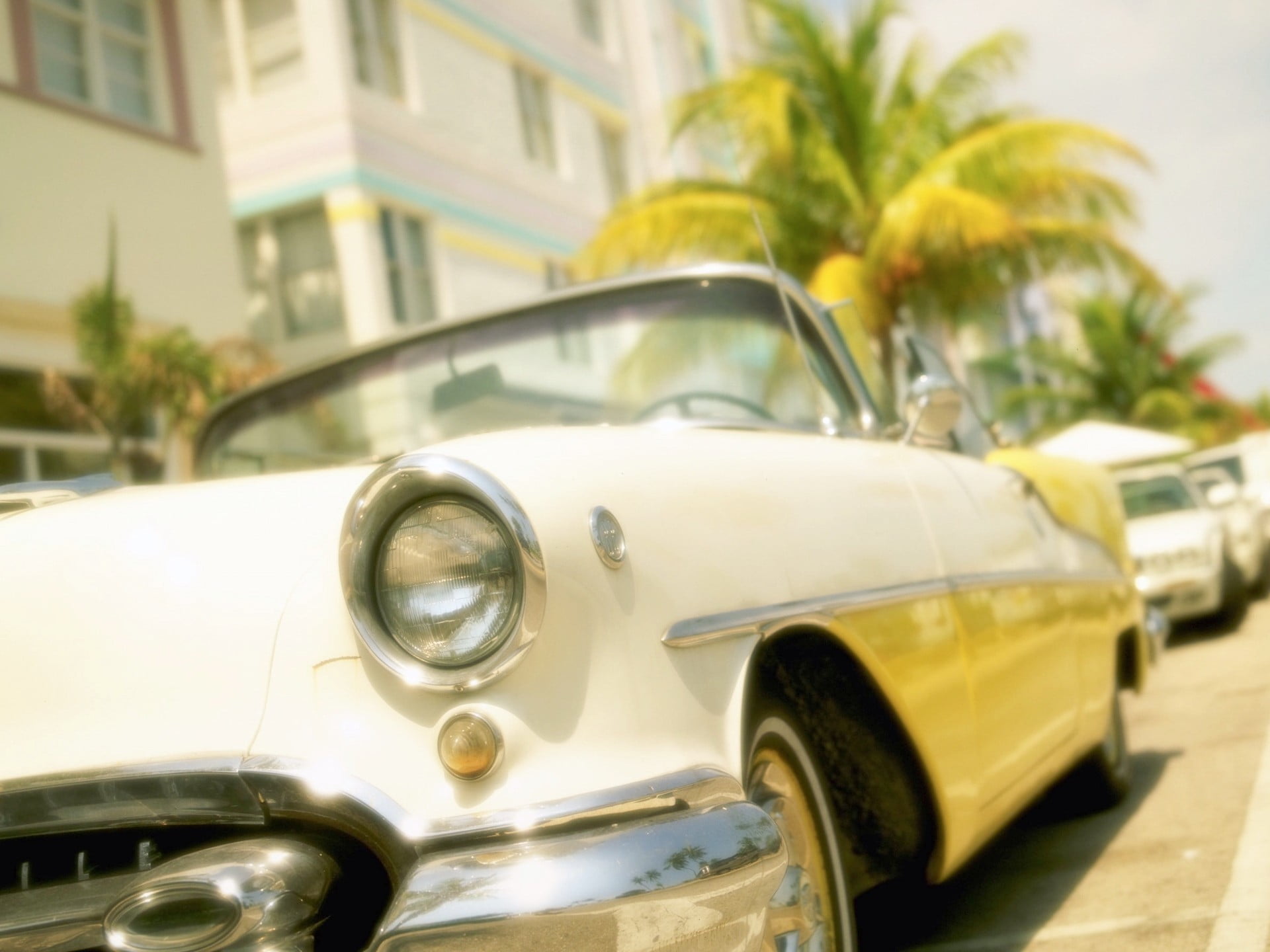 vintage car, mode of transportation, 1080P, Headlights, architecture, garage, motor vehicle, retro styled, classic car, tree, luxury, transportation, day, HD Wallpaper