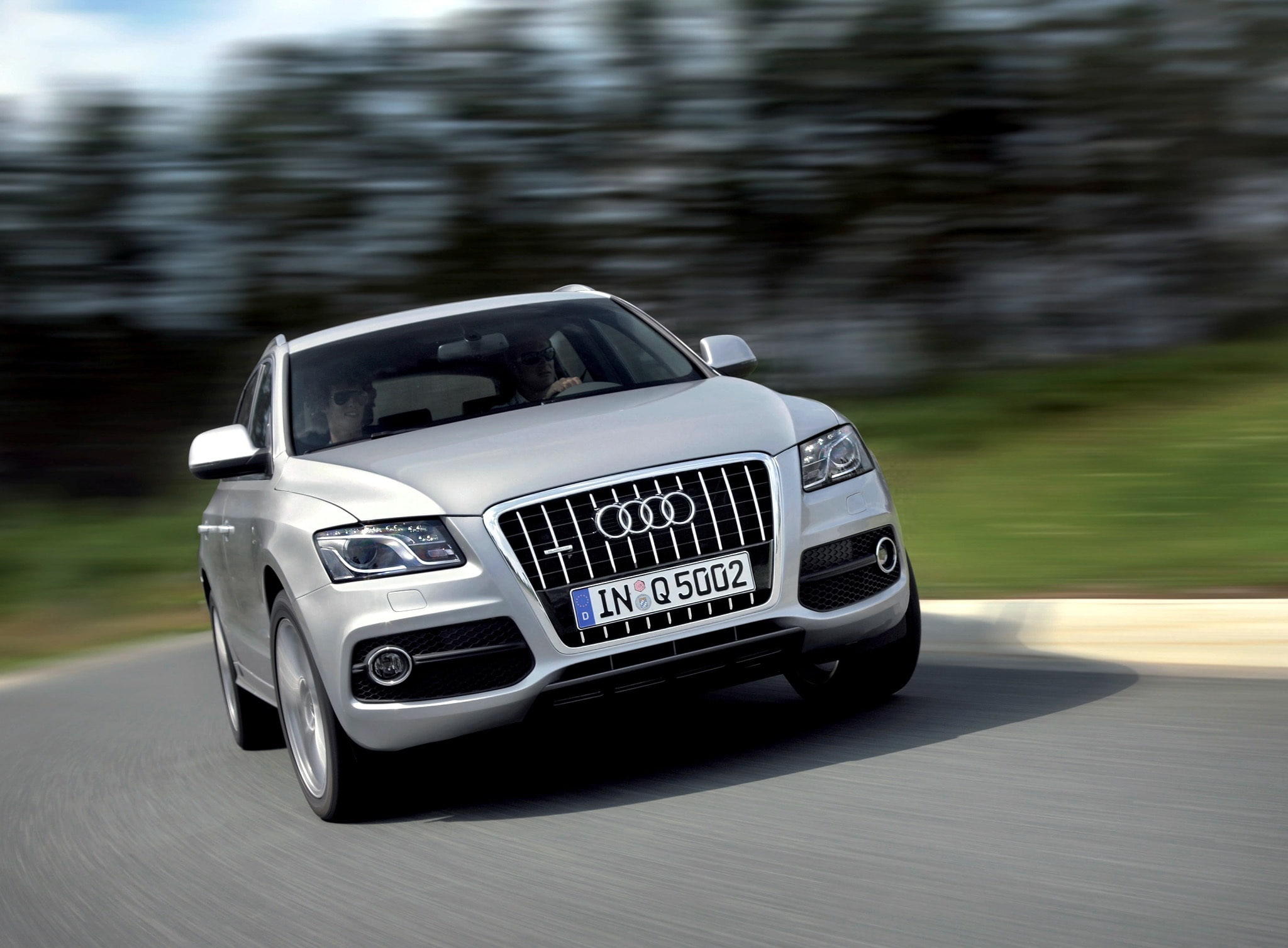 Line, 1080P, outdoors, motion, tdi, day, selective focus, nature, s, Quattro, speed, Audi, q, no people, car, black color, headlight, focus on foreground, HD Wallpaper
