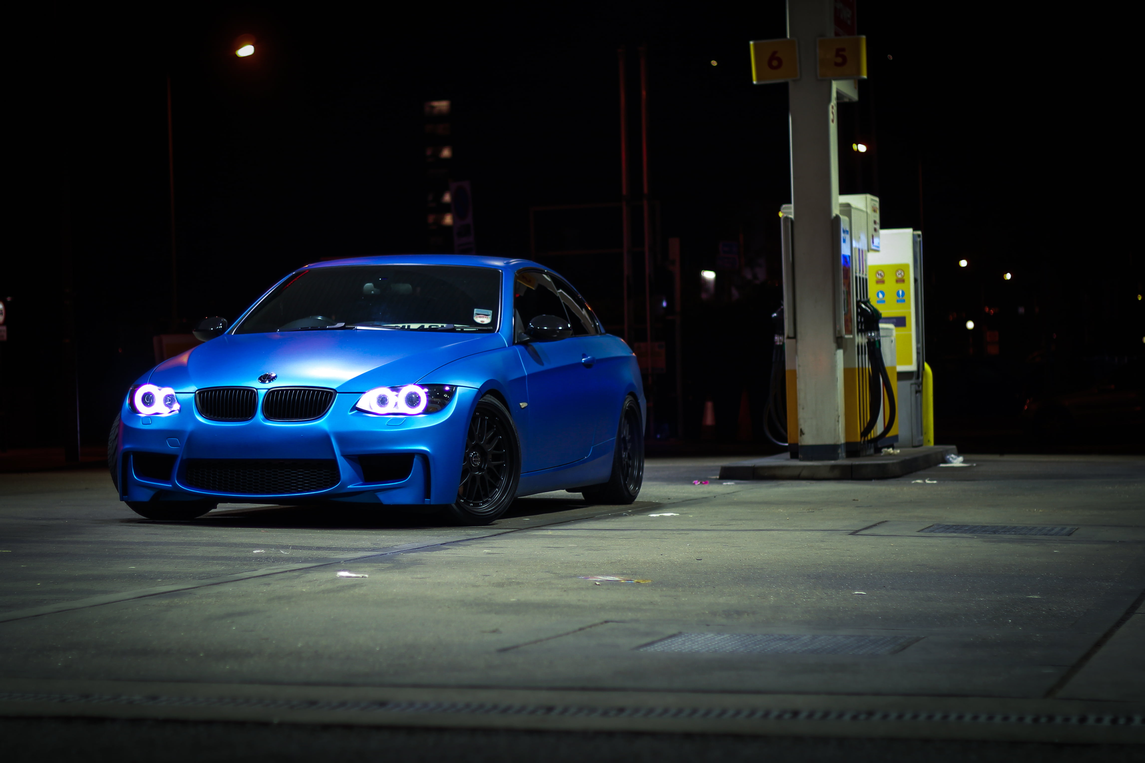 no people, mode of transportation, convertible, stationary, building exterior, m, communication, night, light - natural phenomenon, city, e93, motor vehicle, HD Wallpaper