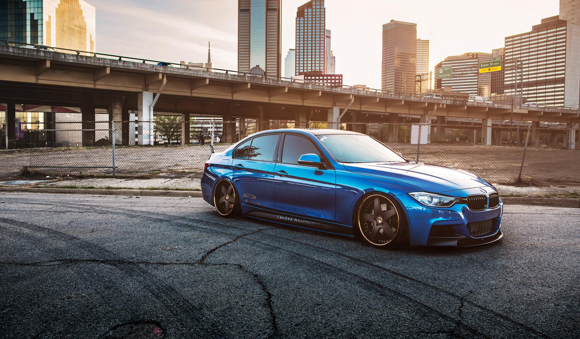 1080P, vintage car, nature, 335i, stance, frontside, street, architecture, day, sedan, modern, blue, BMW, road, built structure, skyscraper, transportation, HD Wallpaper