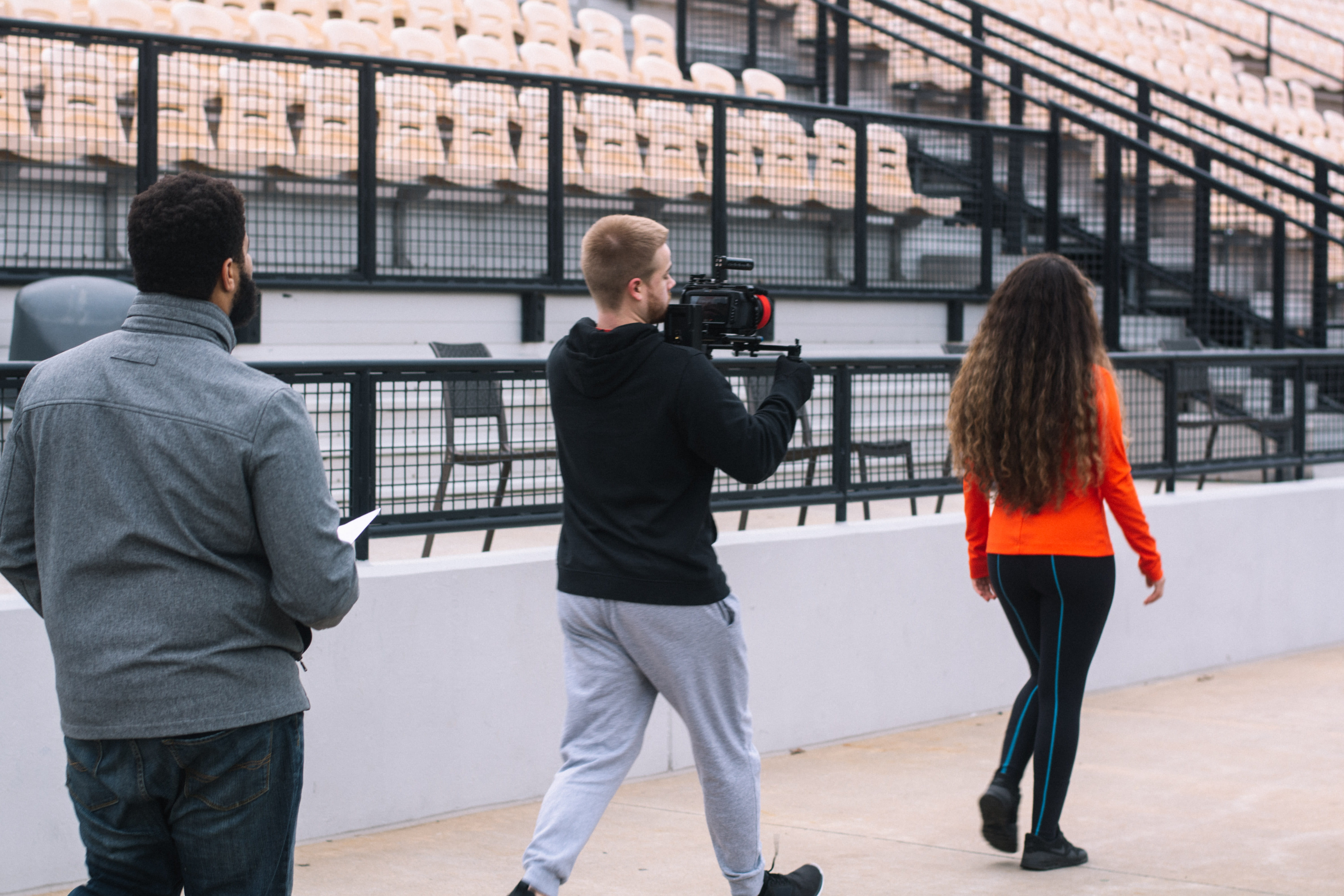 long, tripod, walking, lifestyles, footwear, sleeved, men, person, photographer, apparel, sleeve, photography, shirt, real people, leisure activity, human, HD Wallpaper