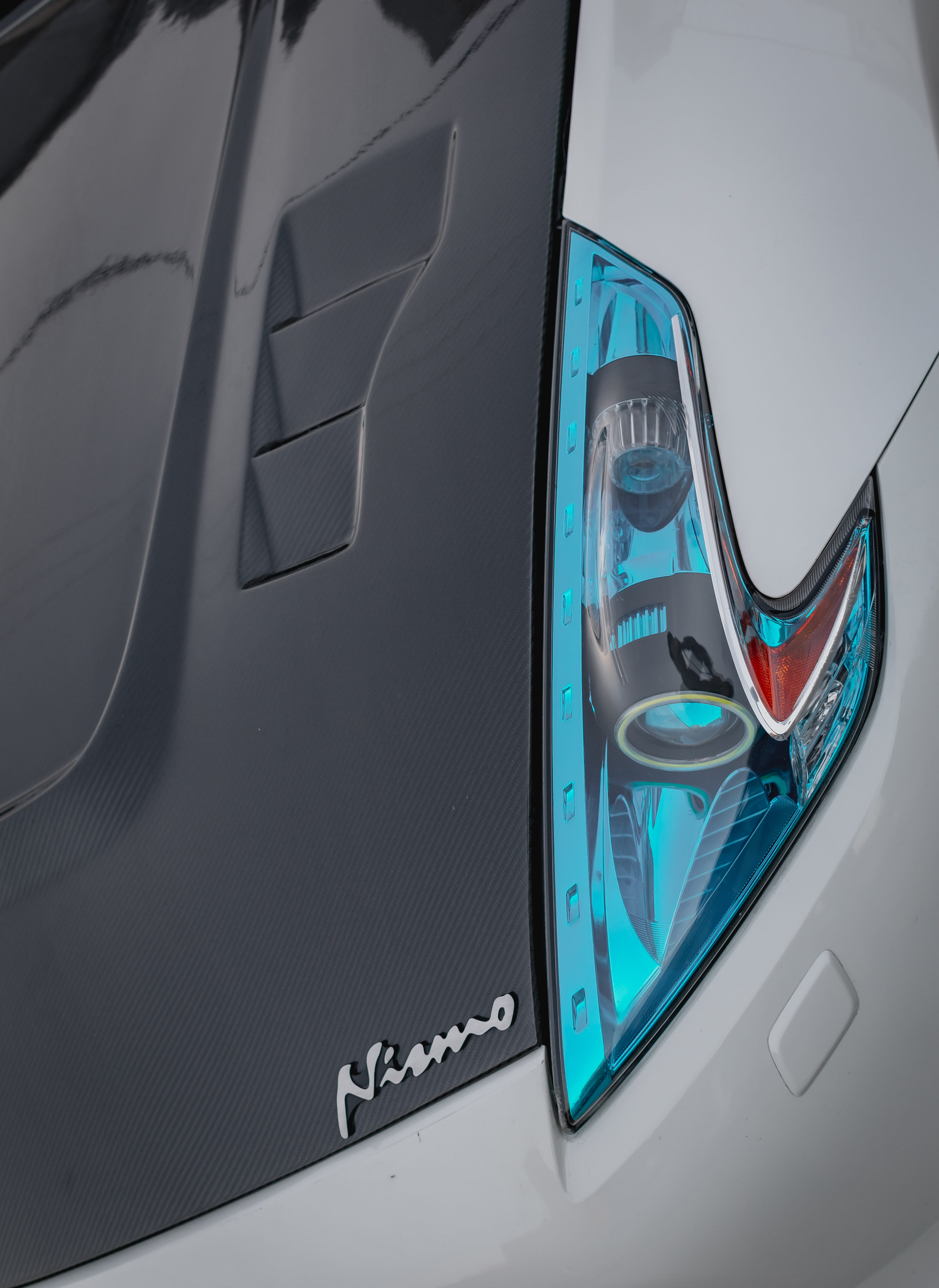 370z, reflection, iran, western script, ahvaz, text, cell phone, outdoors, computer, phone, blue, mobile phone, tape player, windshield, electronics, transportation, Phone HD Wallpaper