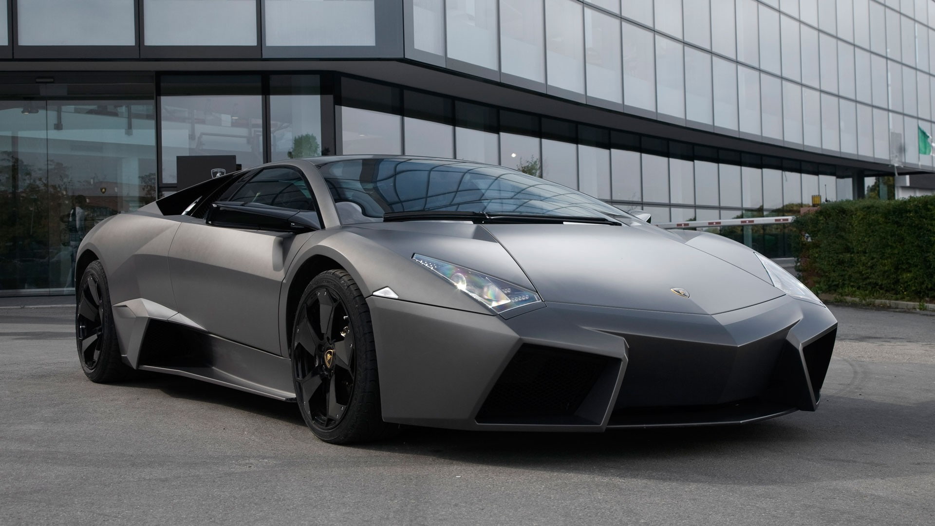 silver colored, transportation, sports car, wealth, modern, outdoors, mode of transportation, architecture, built structure, garage, Lamborghini Reventon, HD Wallpaper