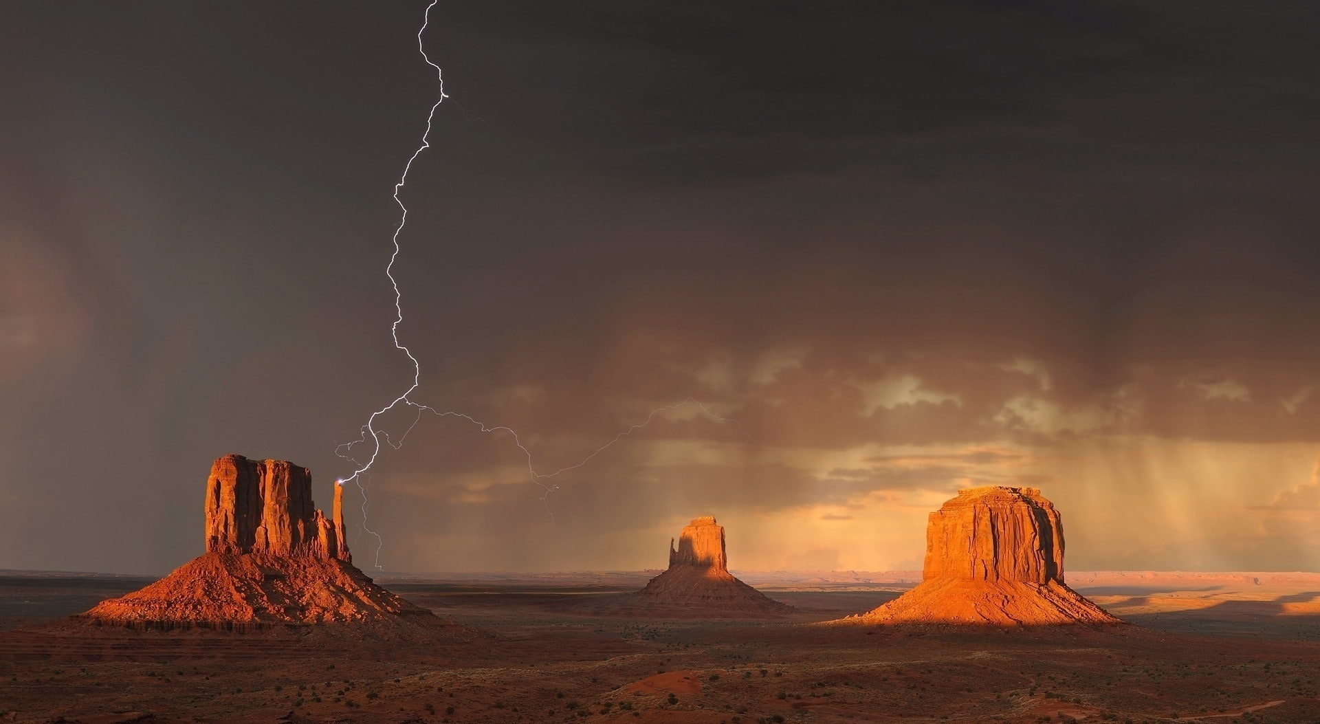 climate, no people, beauty in nature, Desert, environment, badweather, Storm, non-urban scene, brown, Wilderness, Lightning, Mesa, Dark, Nature, scenics - nature, HD Wallpaper