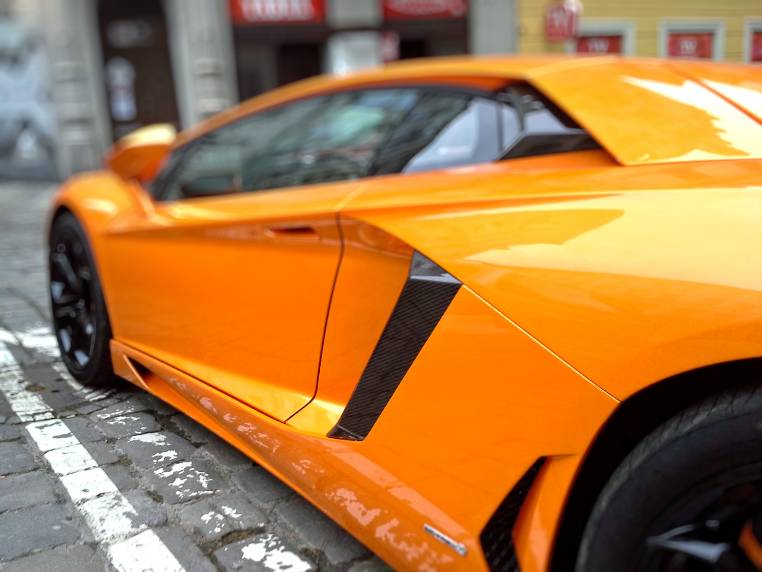 fast, cars, tilt-shift, land vehicle, stationary, mode of transportation, car, yellow, transportation, focus on foreground, paver, glass - material, no people, HD Wallpaper