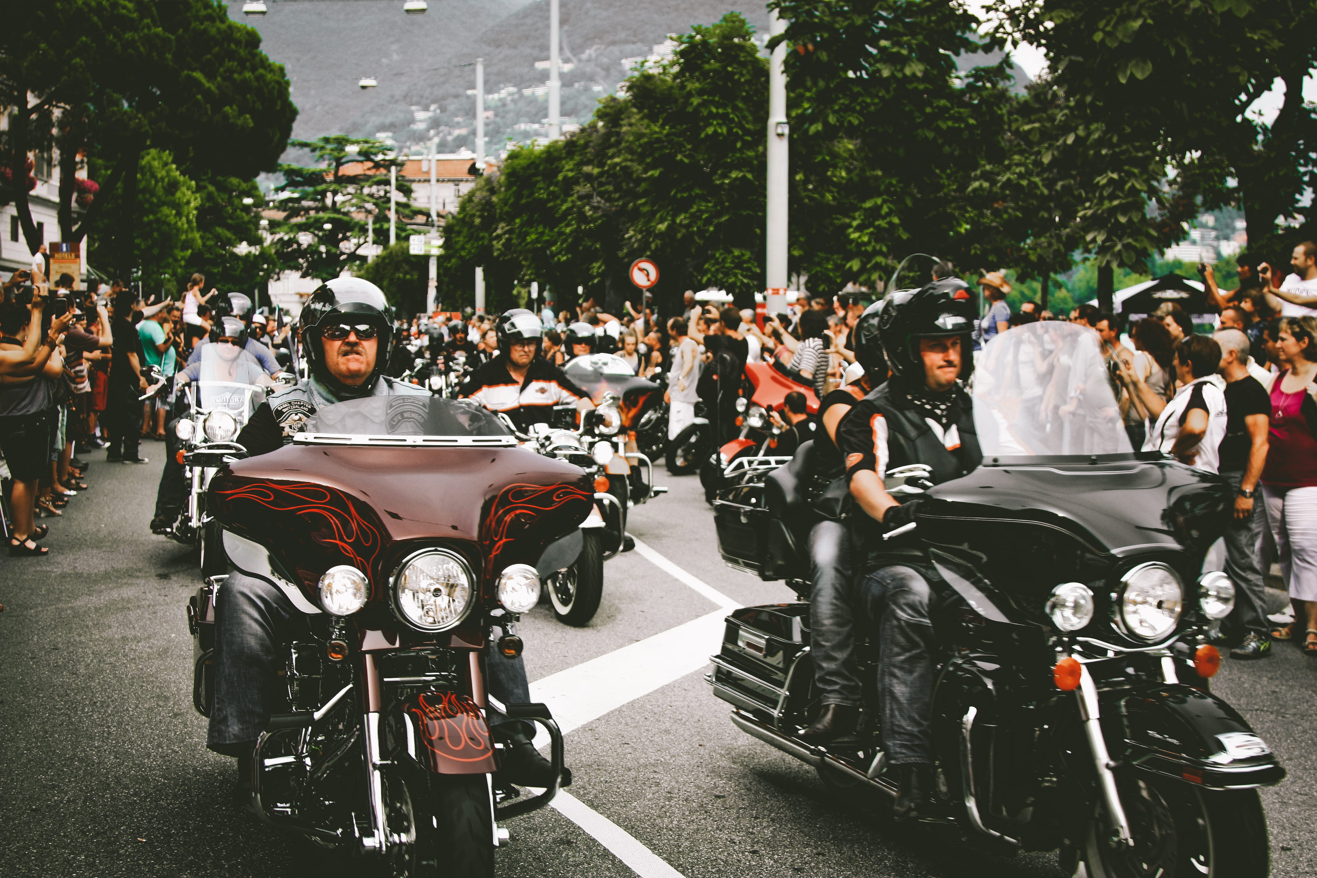 racer, large group of people, men, motorcycle, helmets, harley davidson, motorbike, car, motorbikes, parade, city, land vehicle, real people, motorcycles, HD Wallpaper